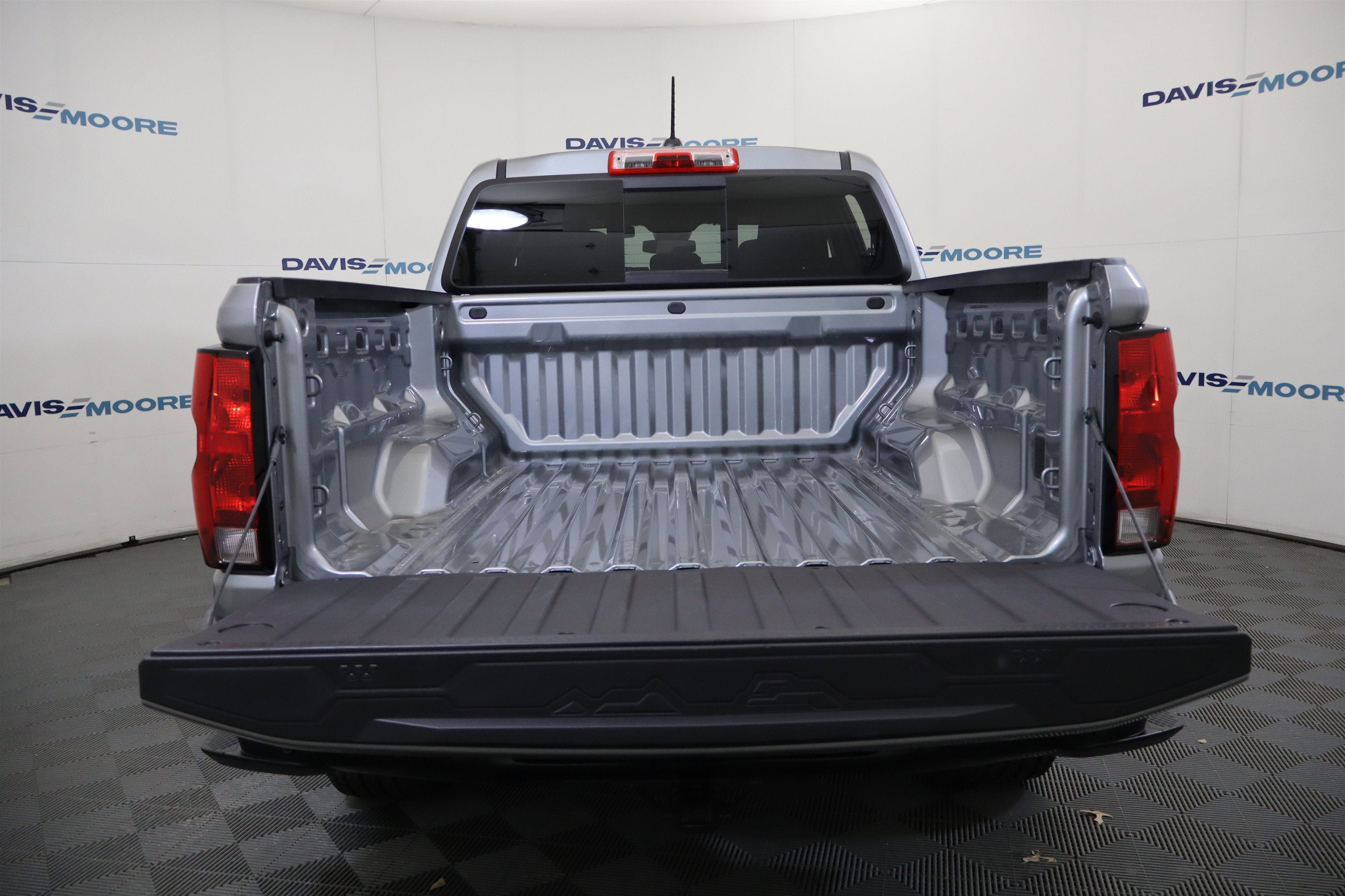 2026 Chevrolet Colorado 4WD Work Truck Crew Cab