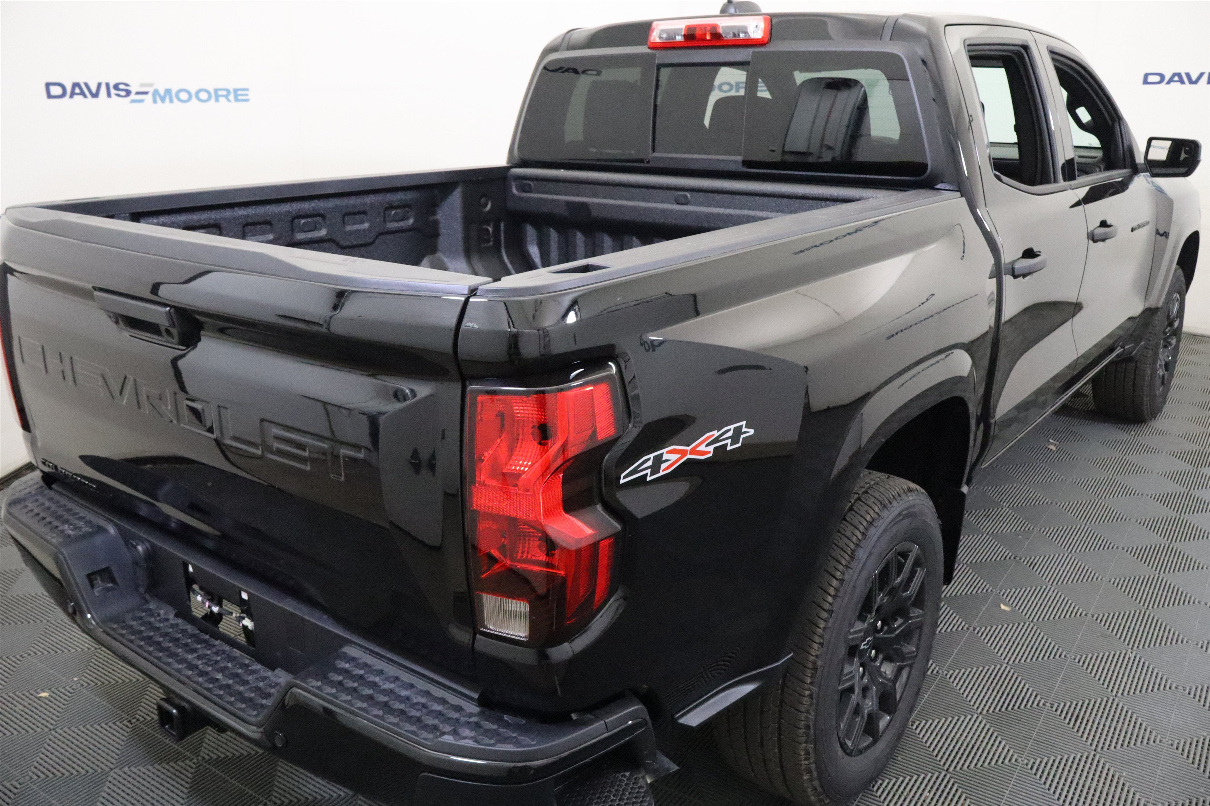 2026 Chevrolet Colorado 4WD Work Truck Crew Cab