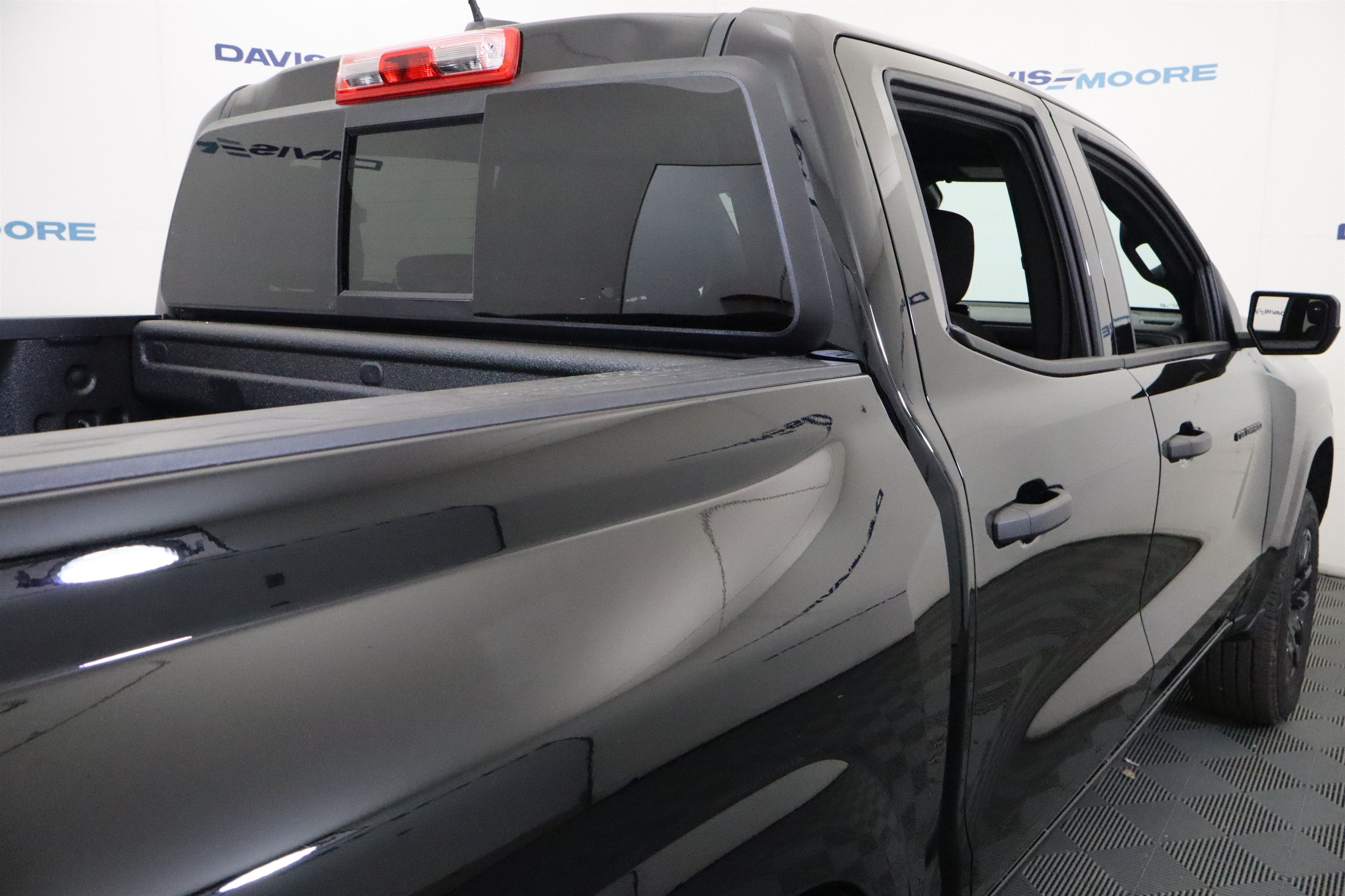 2026 Chevrolet Colorado 4WD Work Truck Crew Cab