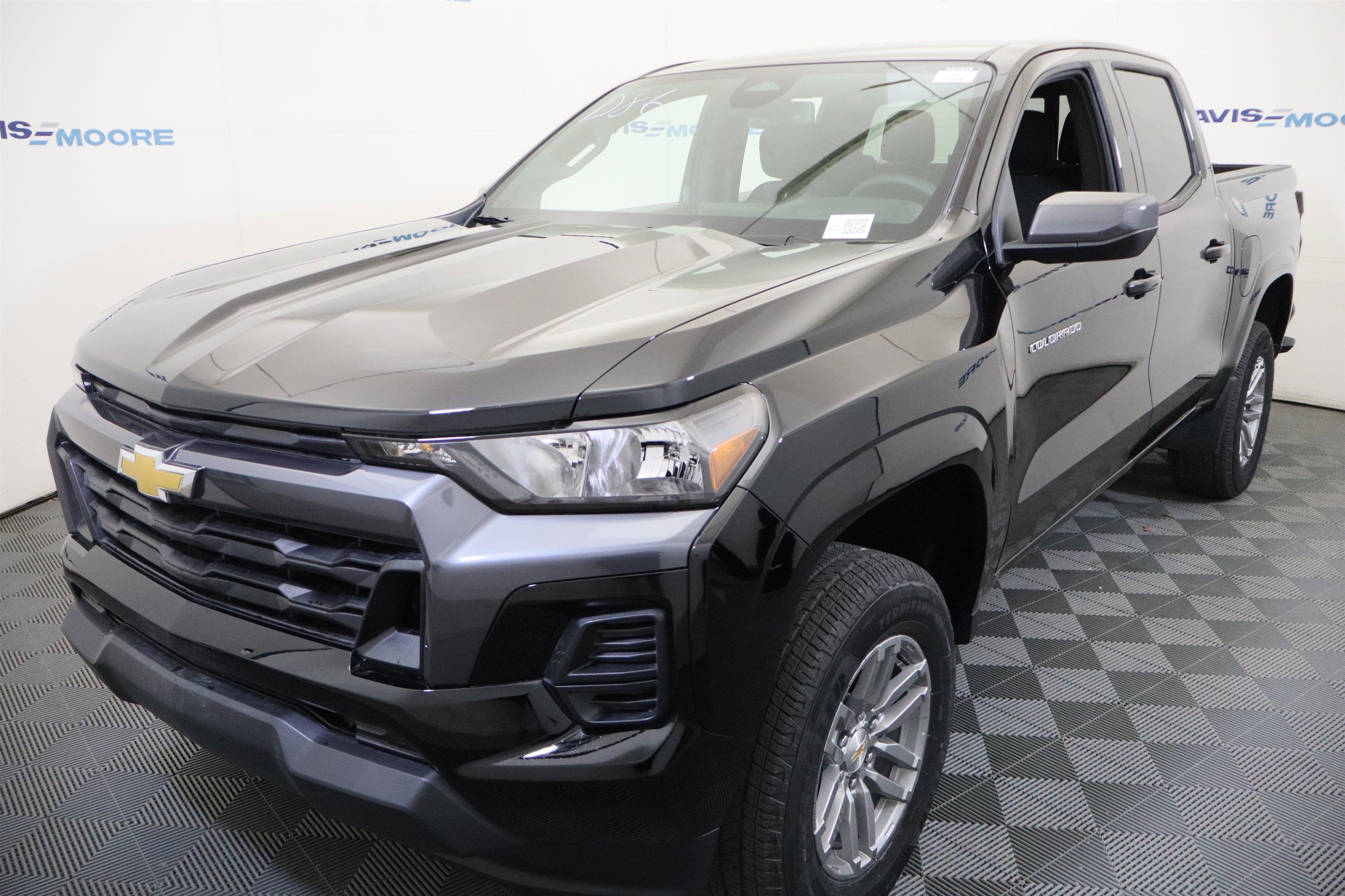 2026 Chevrolet Colorado 4WD LT Crew Cab