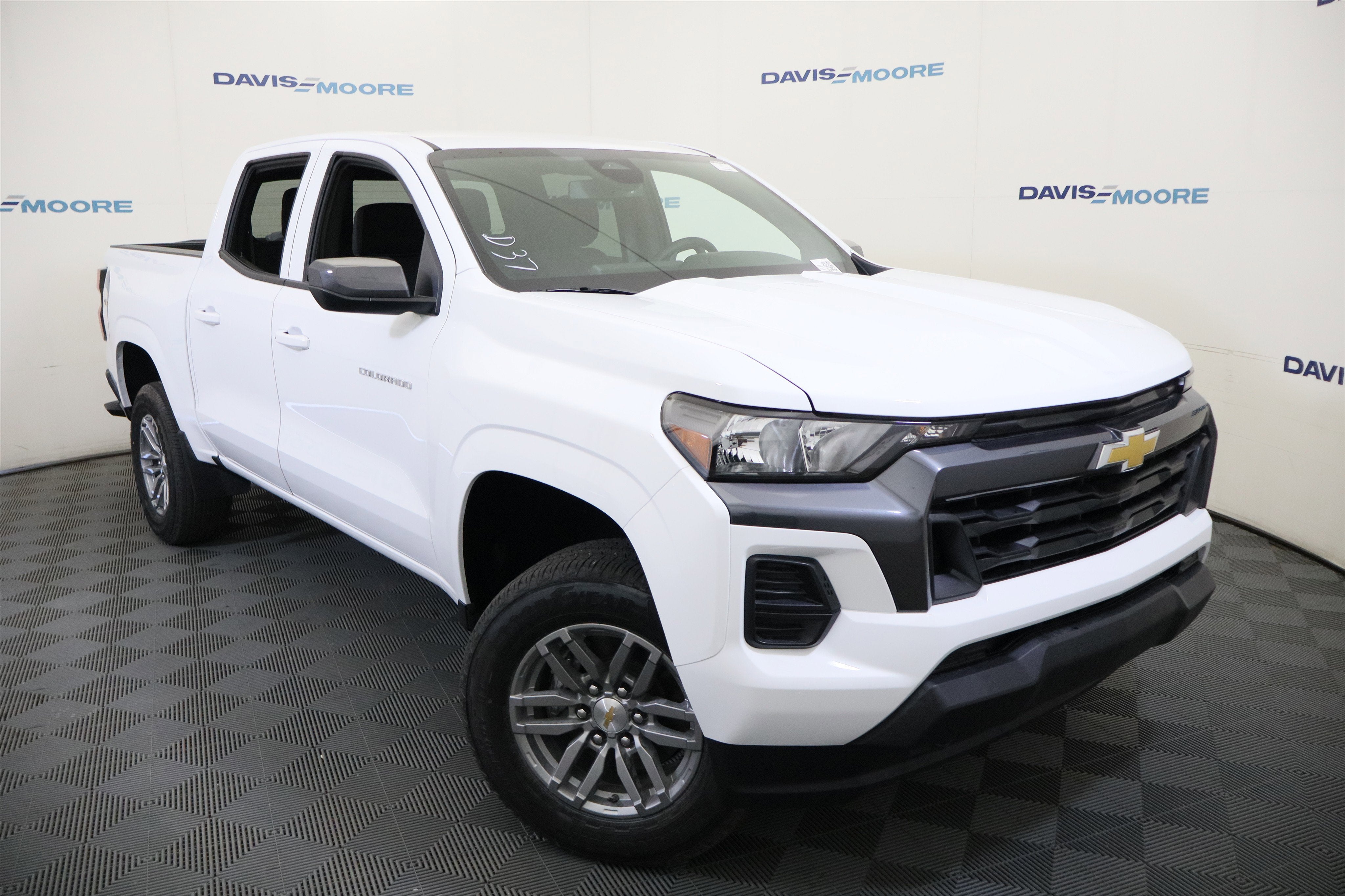 2026 Chevrolet Colorado 4WD LT Crew Cab