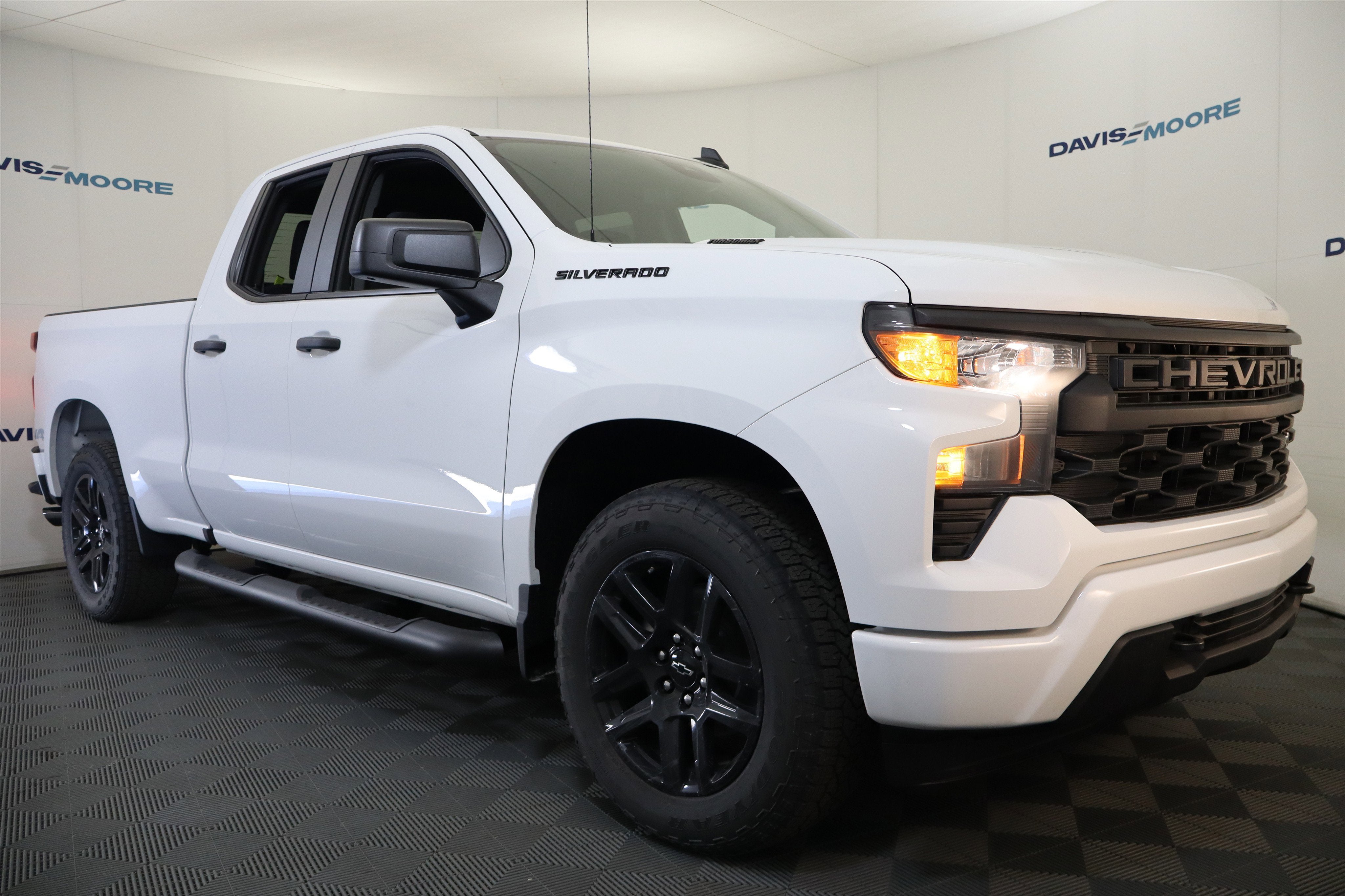 2026 Chevrolet Silverado 1500 Custom Double Cab