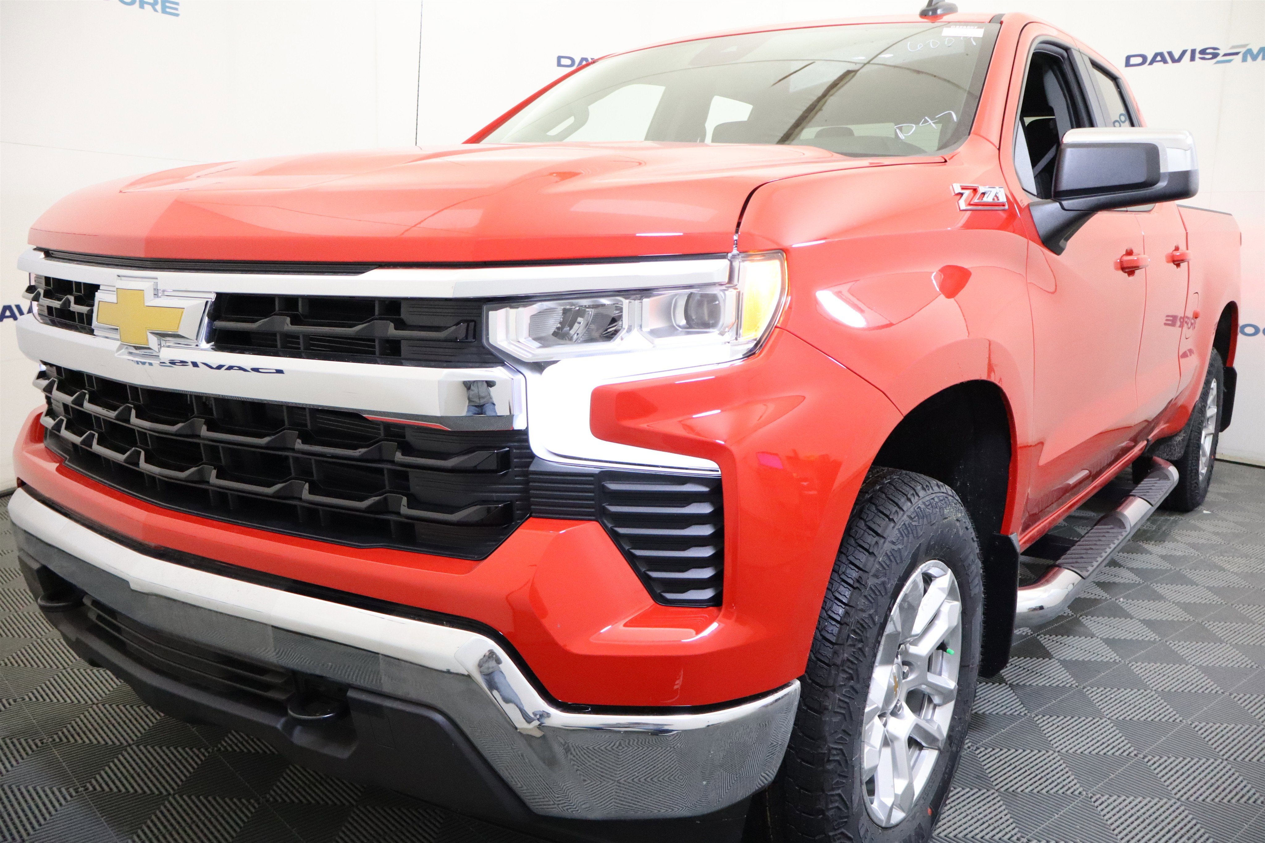 2026 Chevrolet Silverado 1500 LT Double Cab 4WD