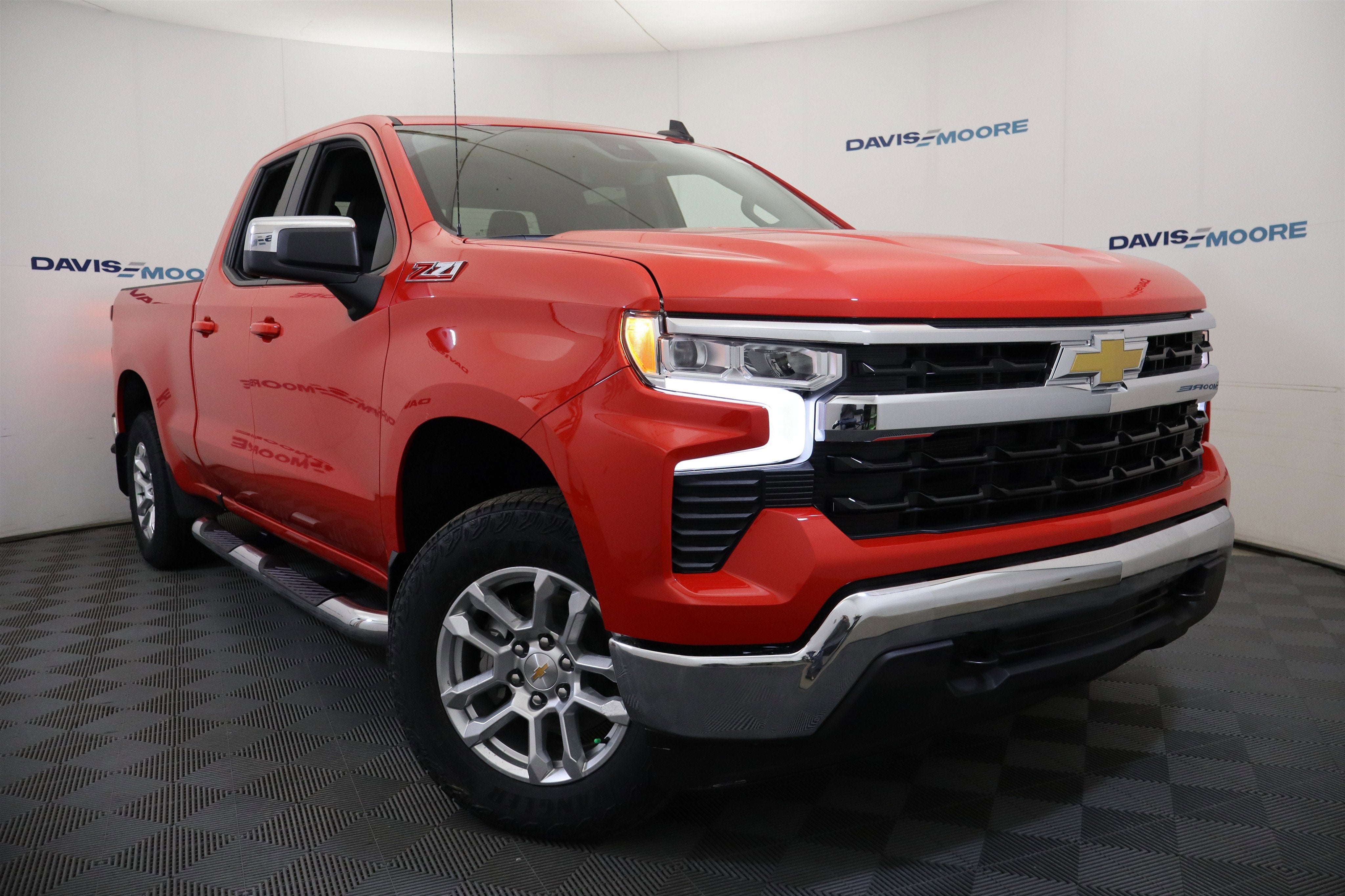 2026 Chevrolet Silverado 1500 LT Double Cab 4WD