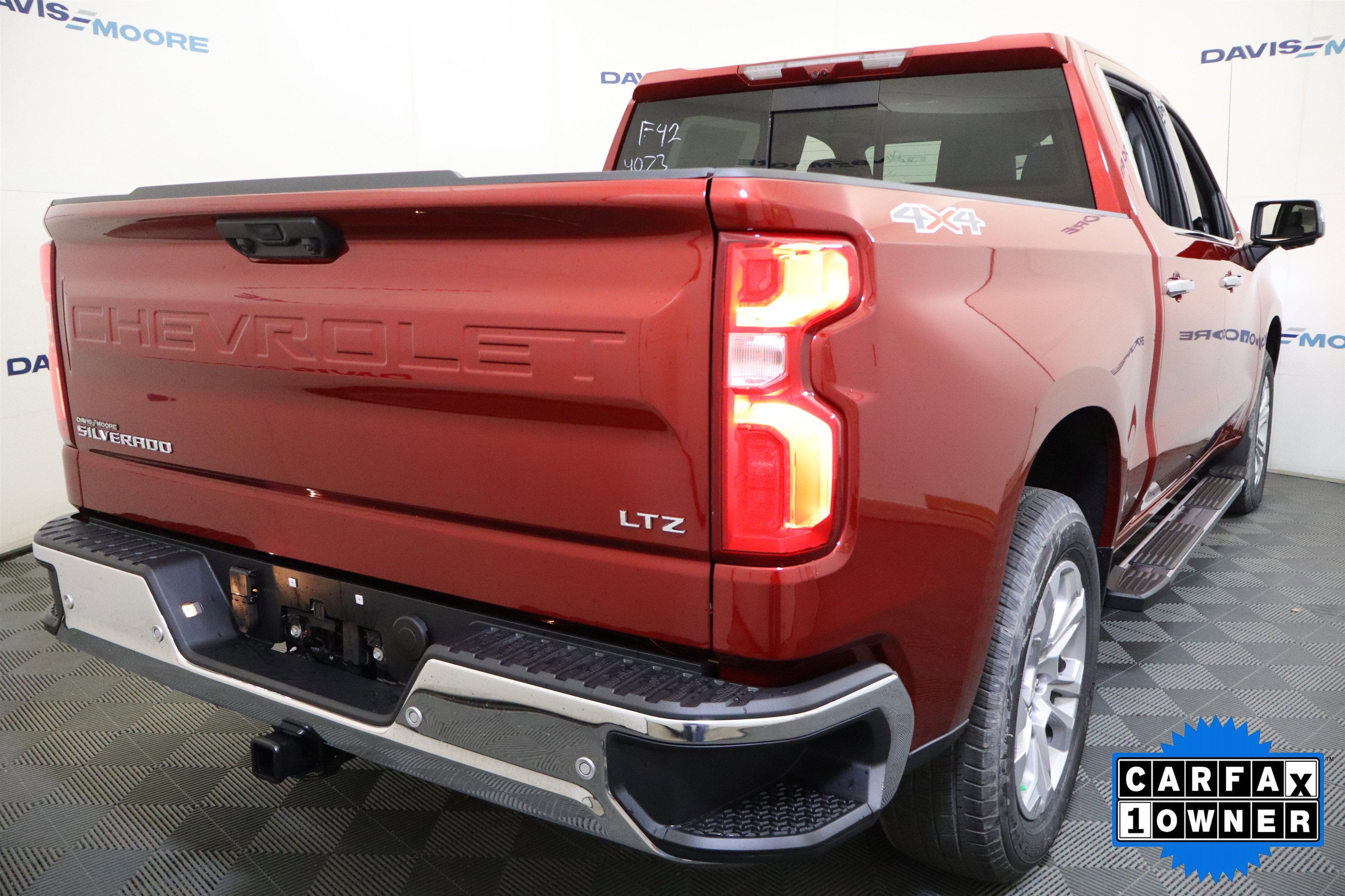 2024 Chevrolet Silverado 1500 LT Crew Cab 4WD