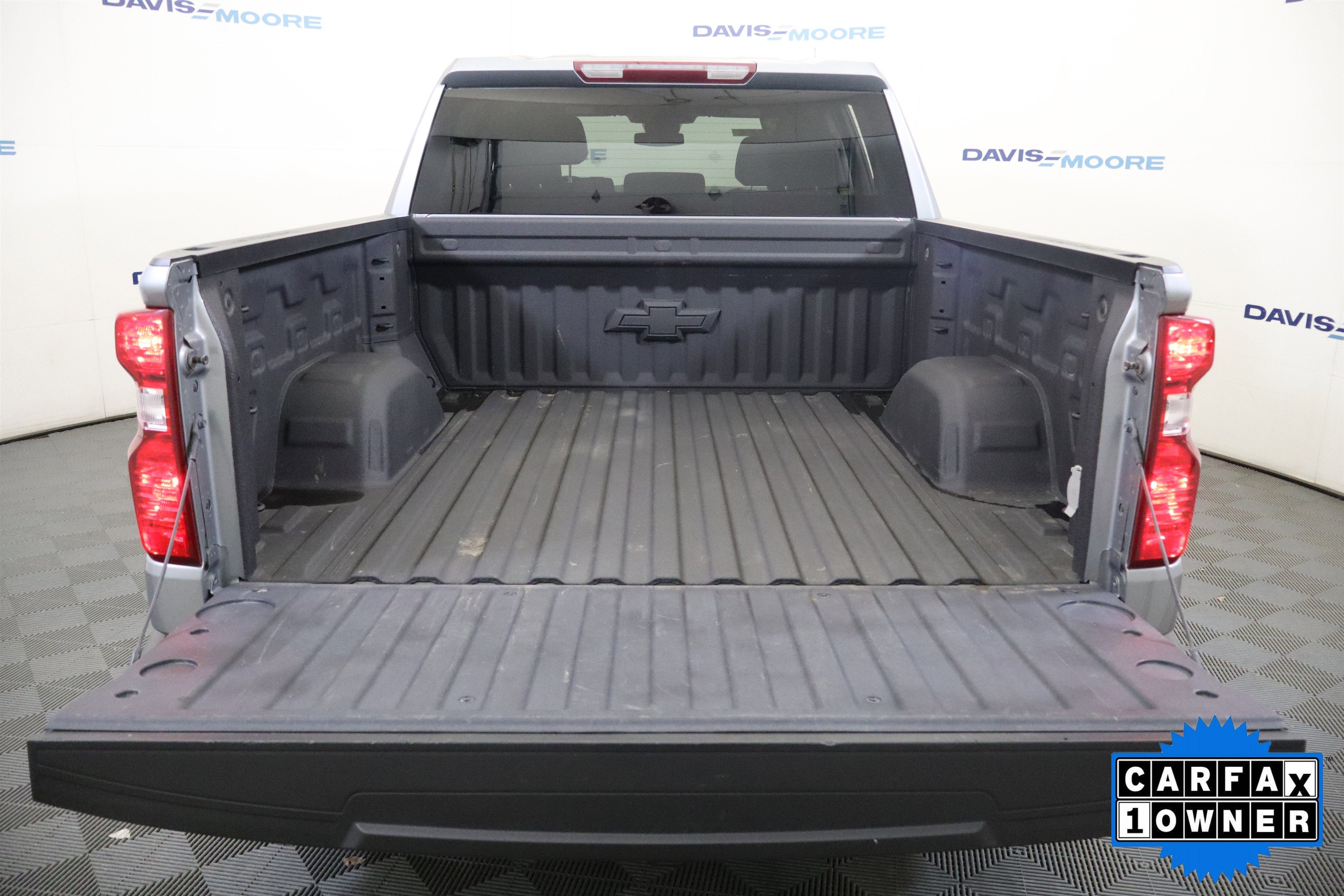 2023 Chevrolet Silverado 1500 LT Crew Cab 4WD