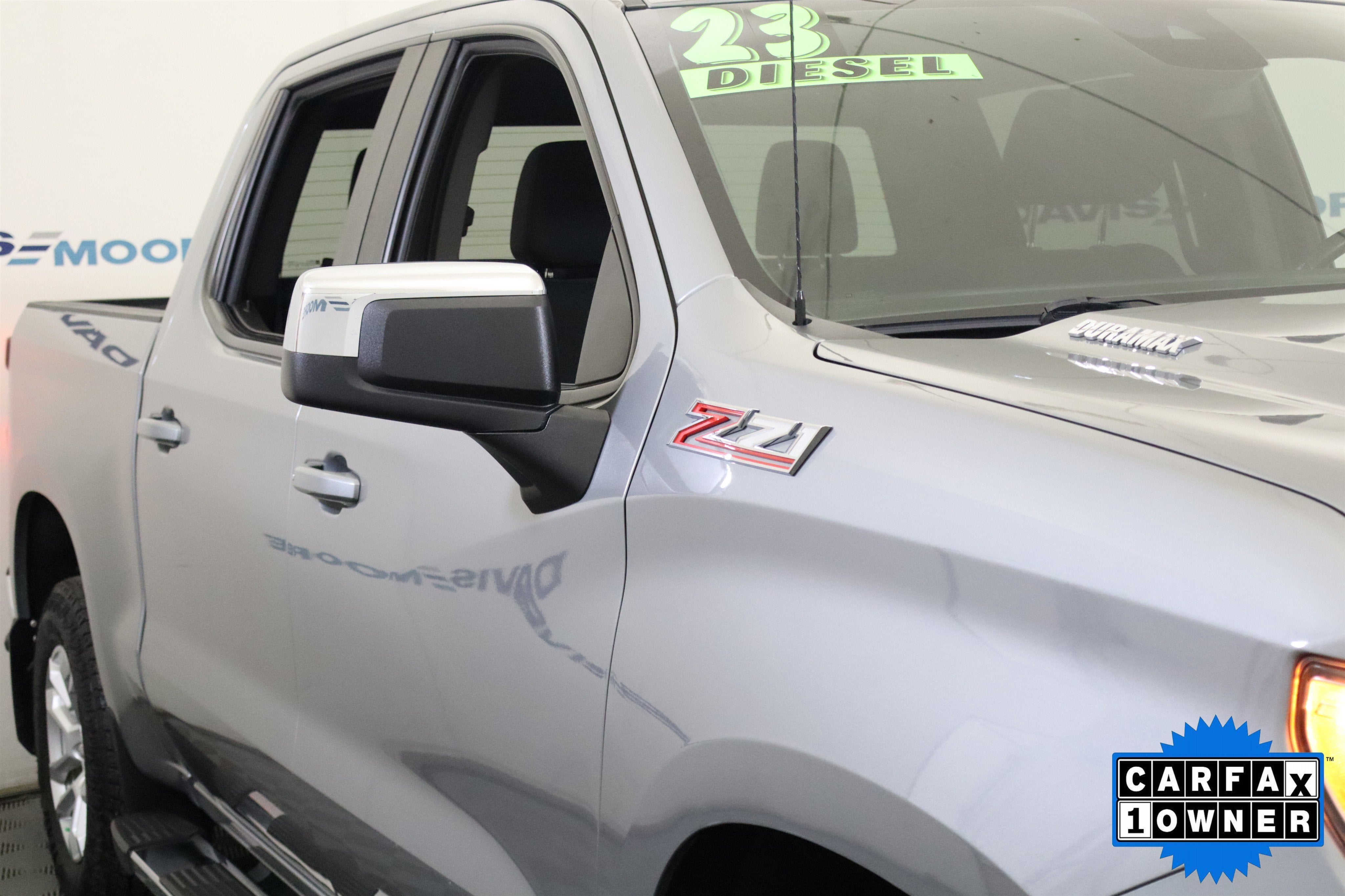 2023 Chevrolet Silverado 1500 LT Crew Cab 4WD