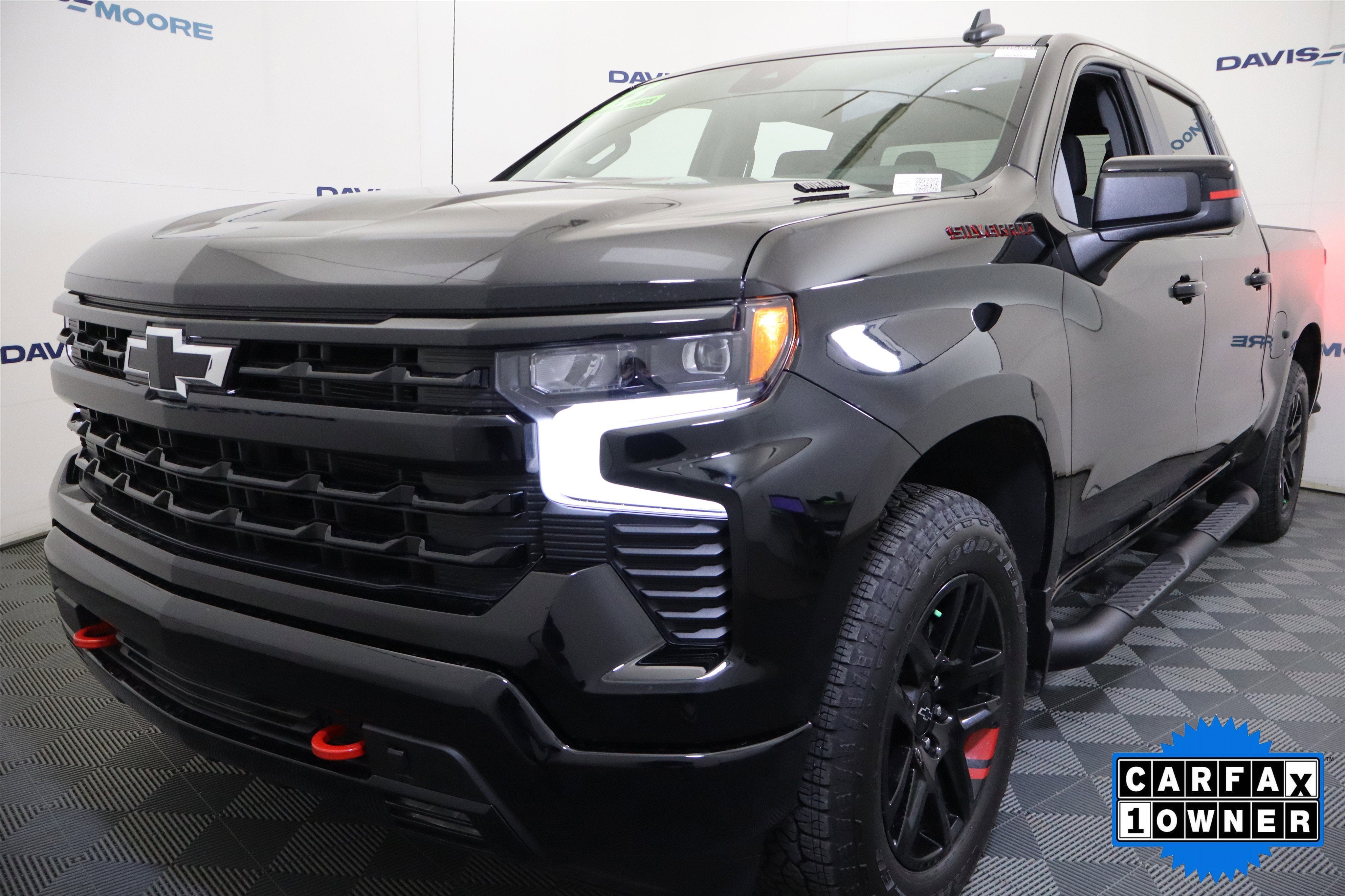 2023 Chevrolet Silverado 1500 RST Crew Cab 4WD