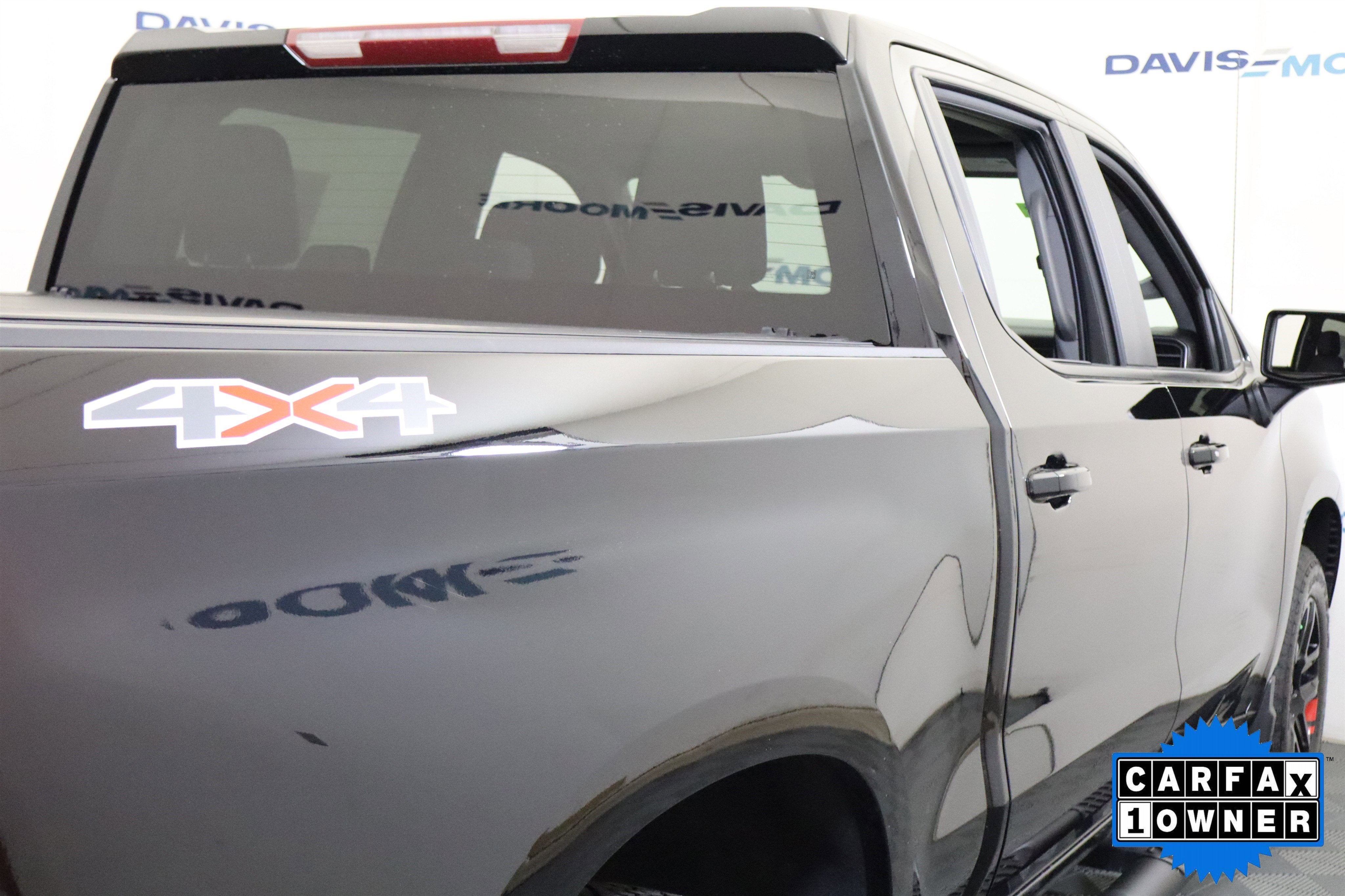 2023 Chevrolet Silverado 1500 RST Crew Cab 4WD