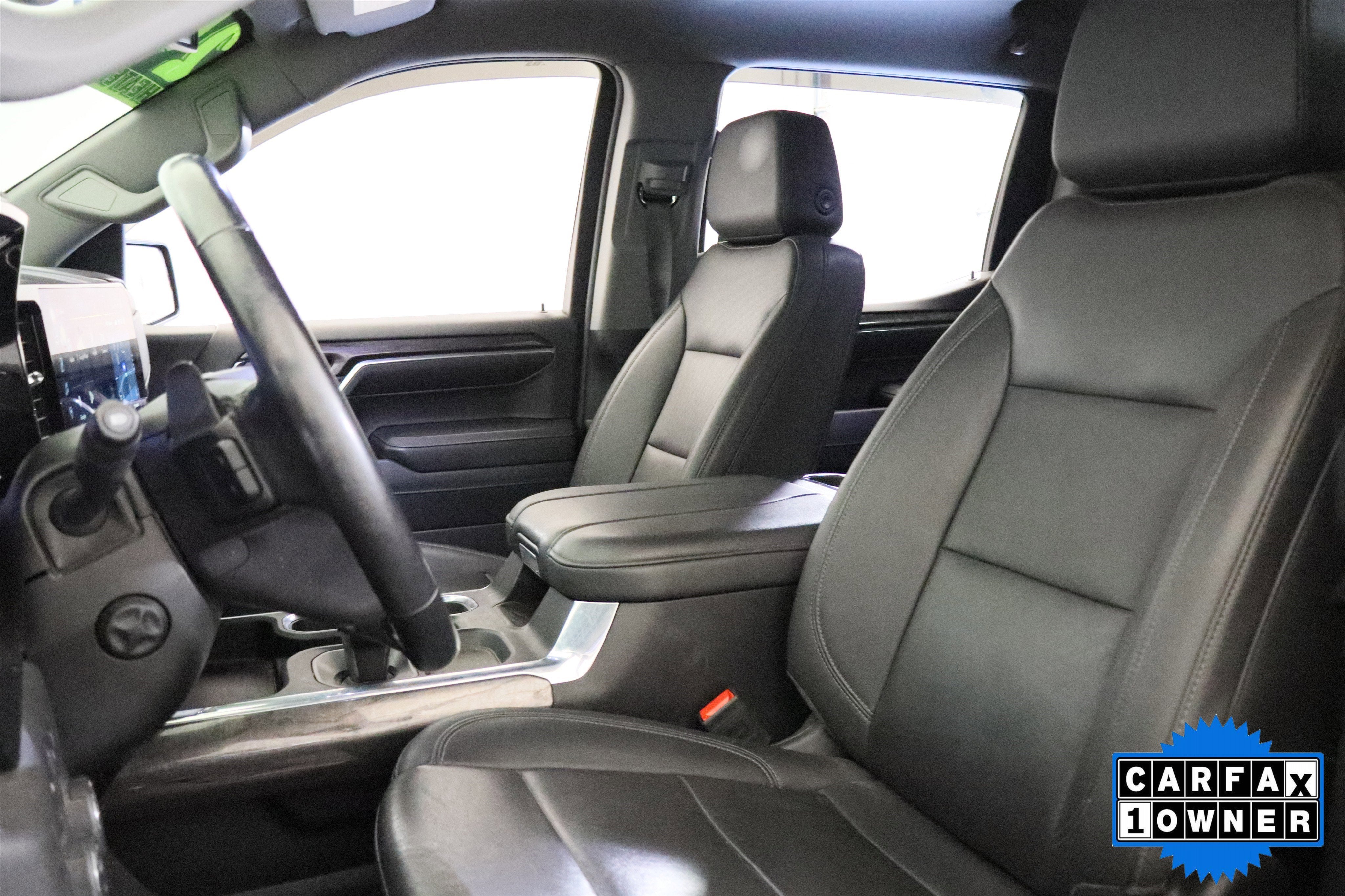 2024 Chevrolet Silverado 1500 LTZ Crew Cab 4WD