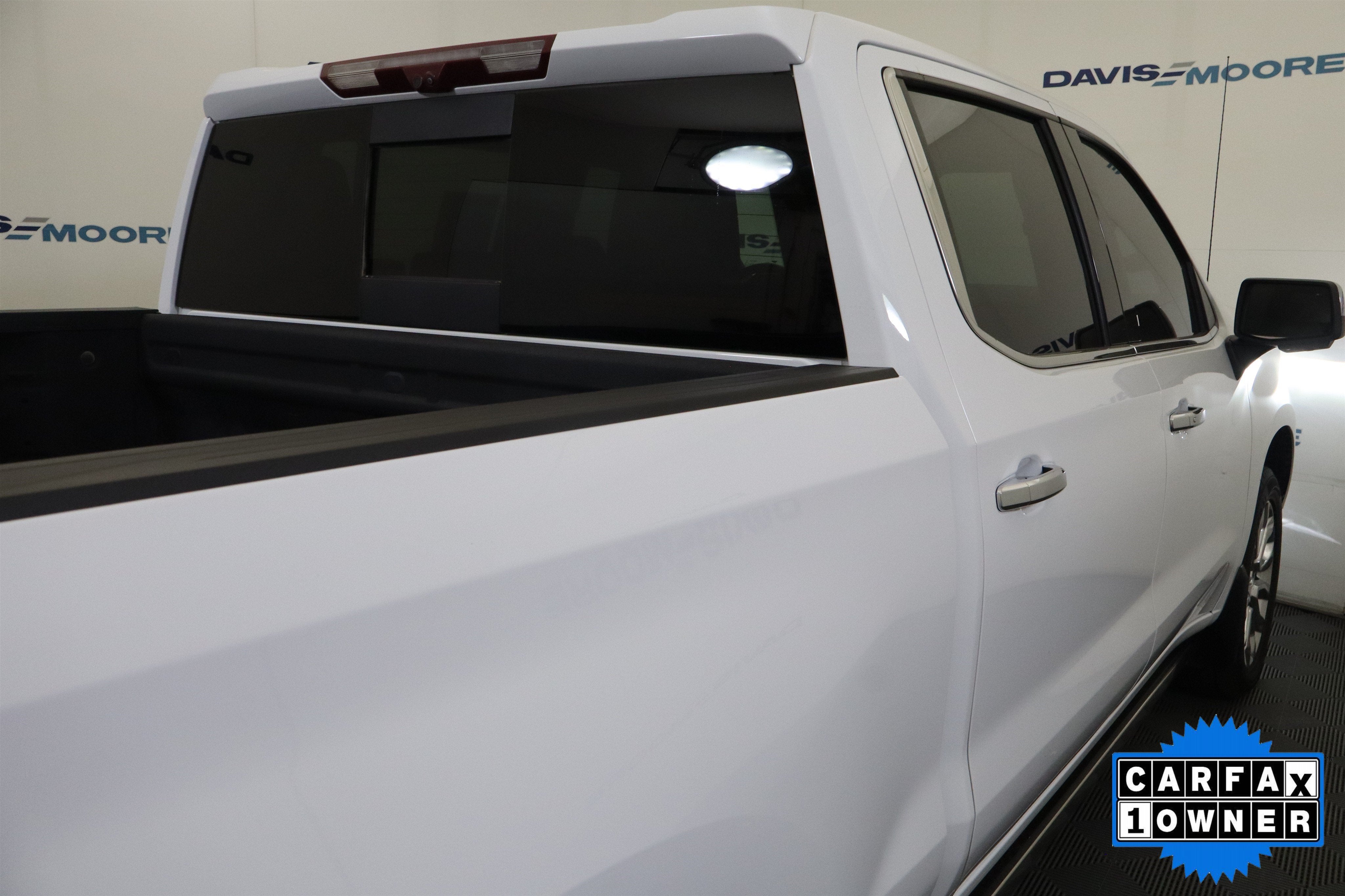 2024 Chevrolet Silverado 1500 LTZ Crew Cab 4WD