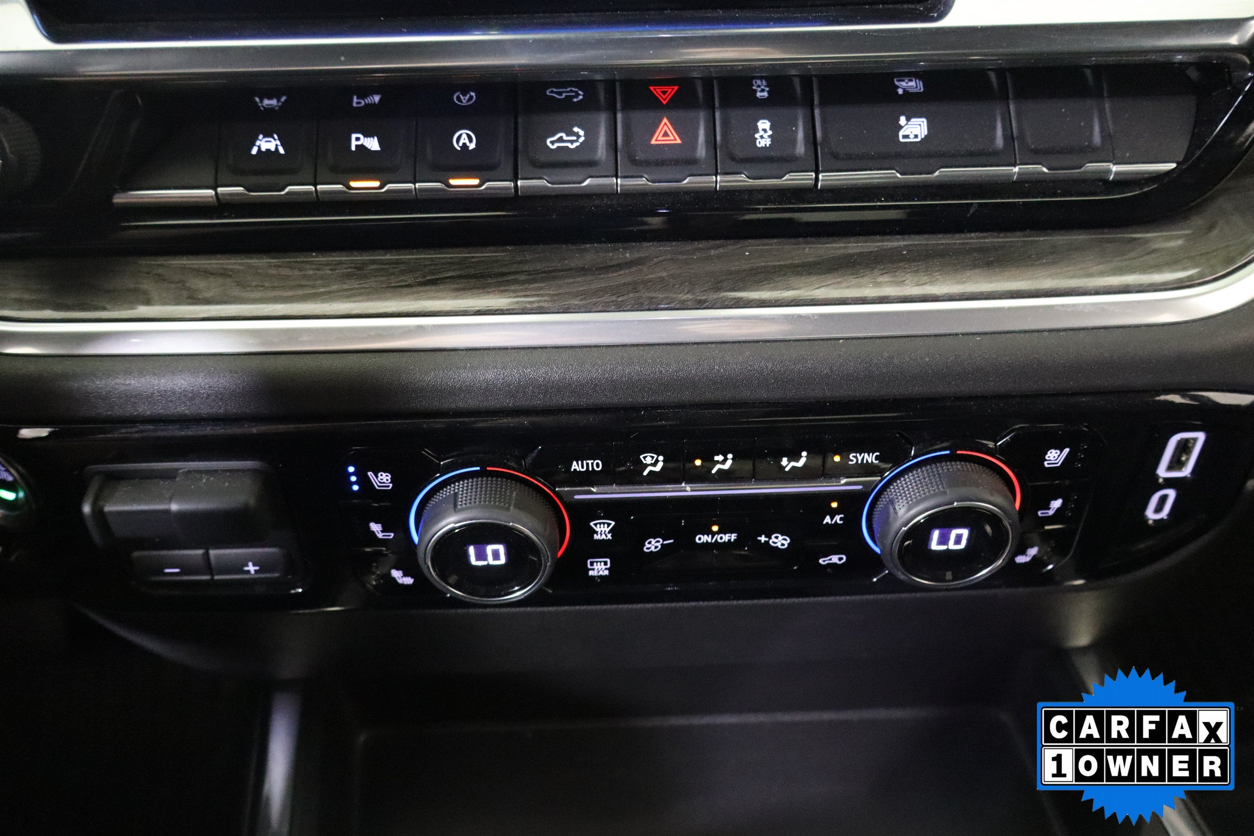 2024 Chevrolet Silverado 1500 LTZ Crew Cab 4WD