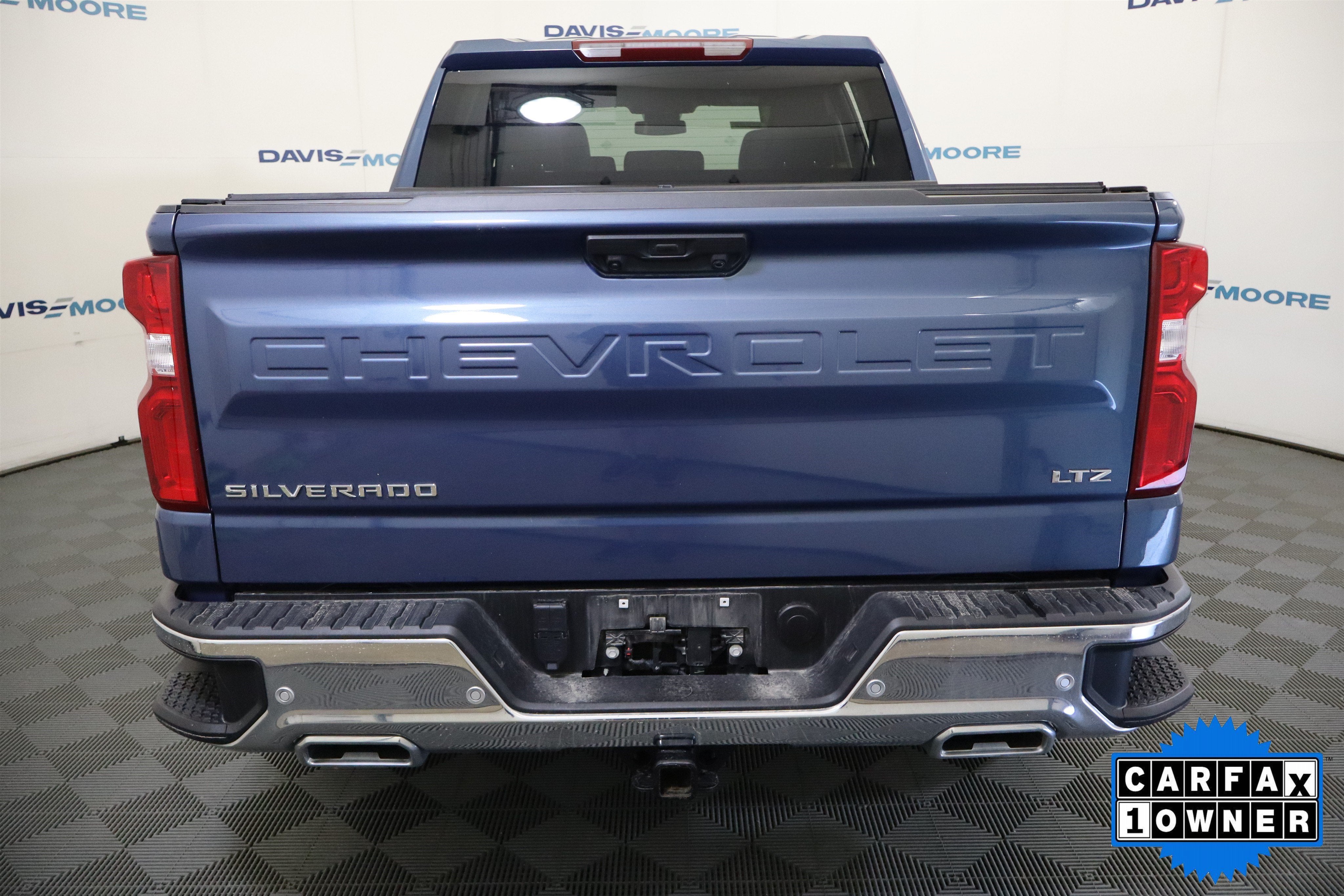 2024 Chevrolet Silverado 1500 LTZ Crew Cab 4WD