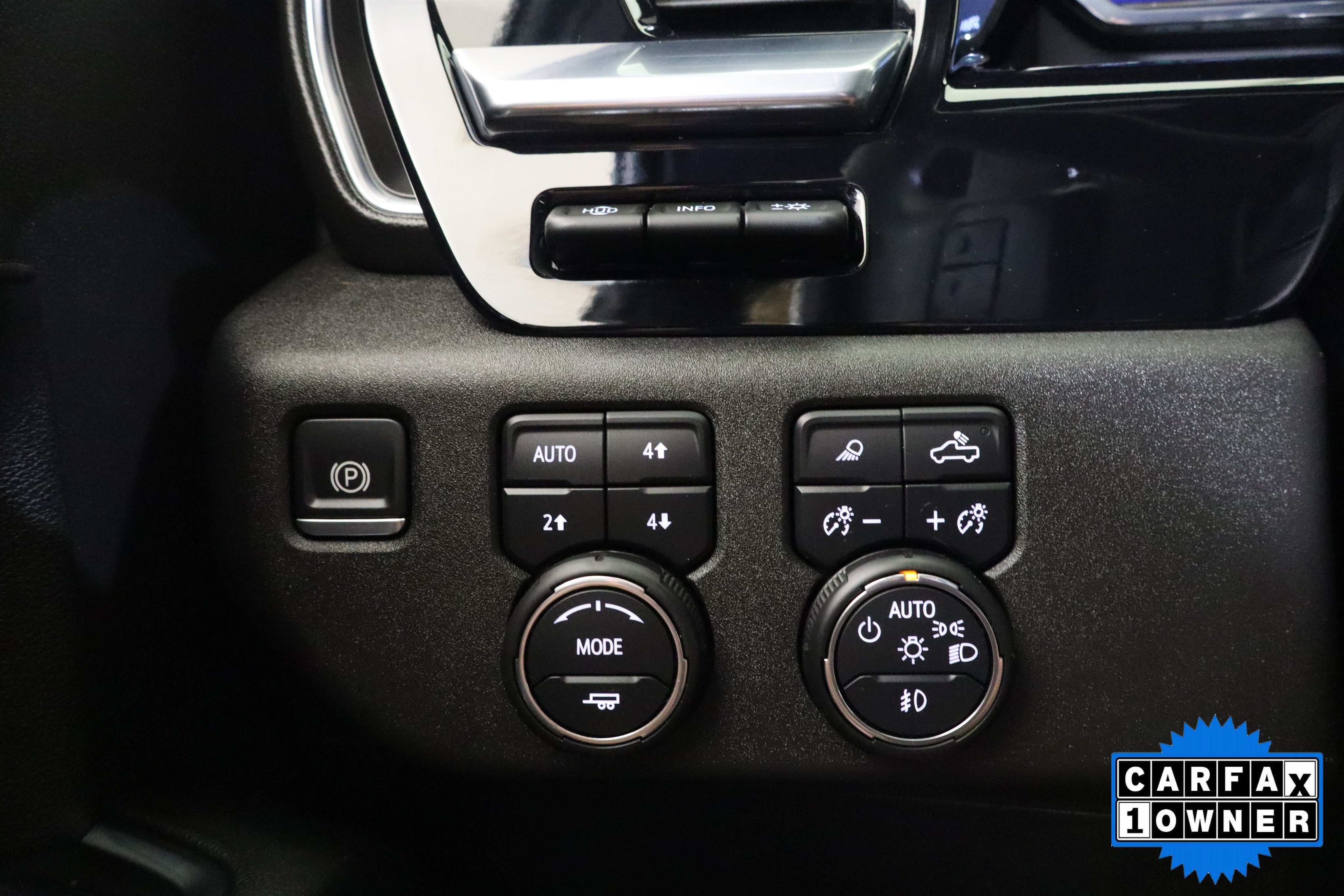 2024 Chevrolet Silverado 1500 High Country Crew Cab 4WD