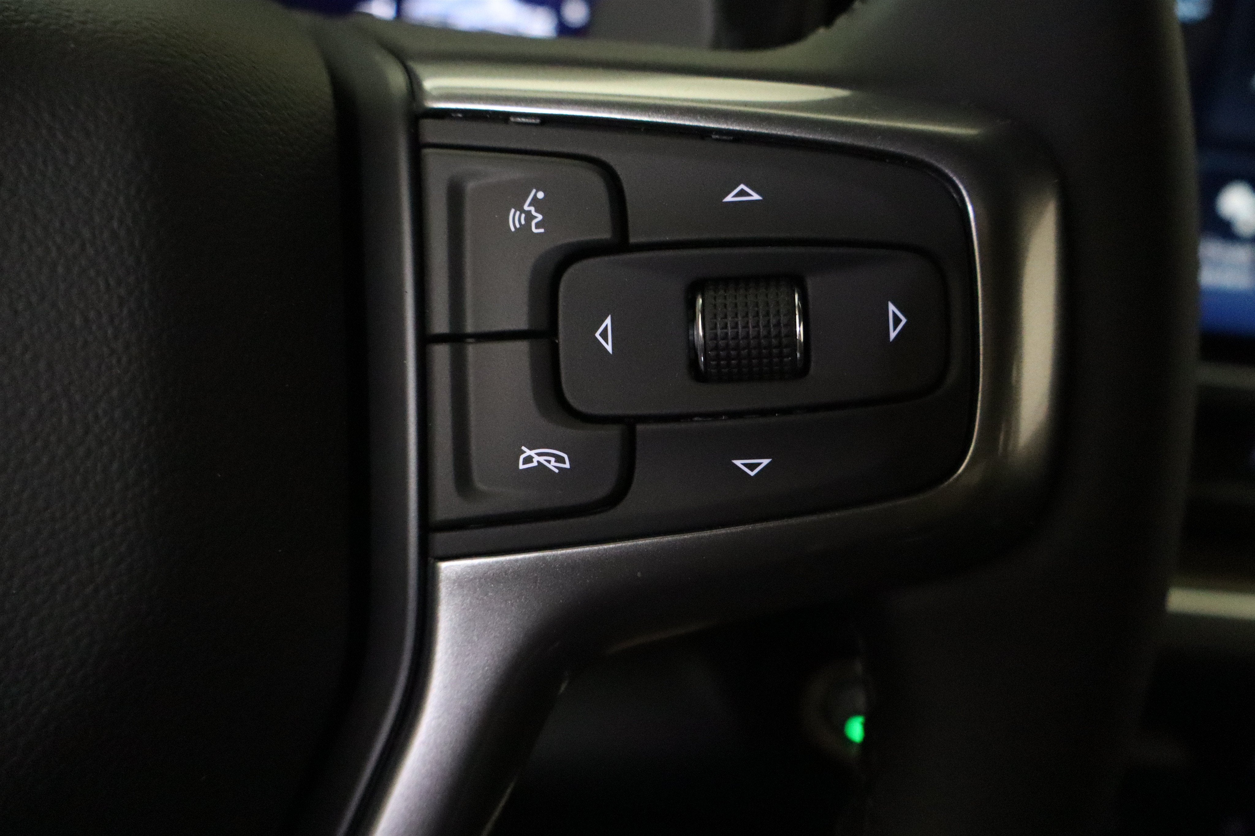 2026 Chevrolet Silverado 1500 LT Crew Cab 4WD