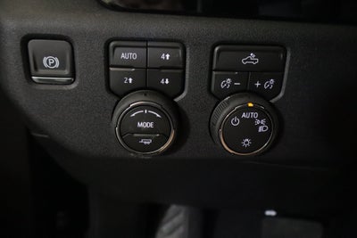 2026 Chevrolet Silverado 1500 LT Crew Cab 4WD