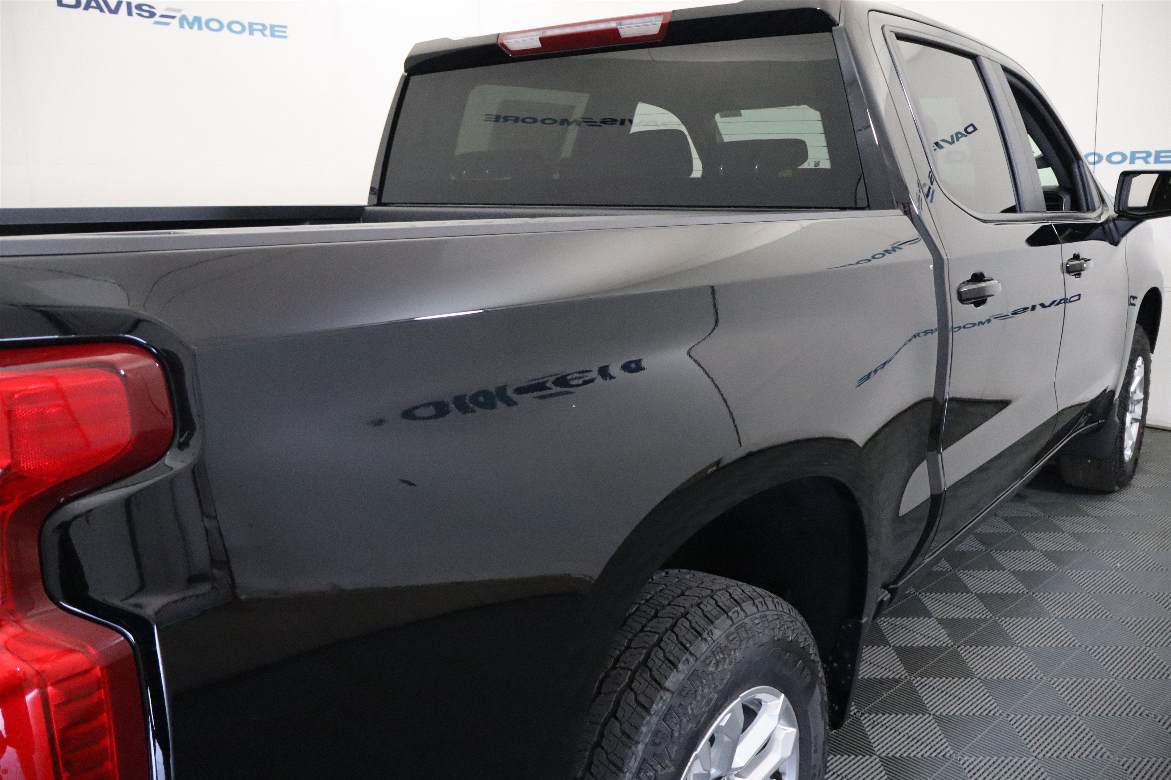 2026 Chevrolet Silverado 1500 LT Crew Cab 4WD