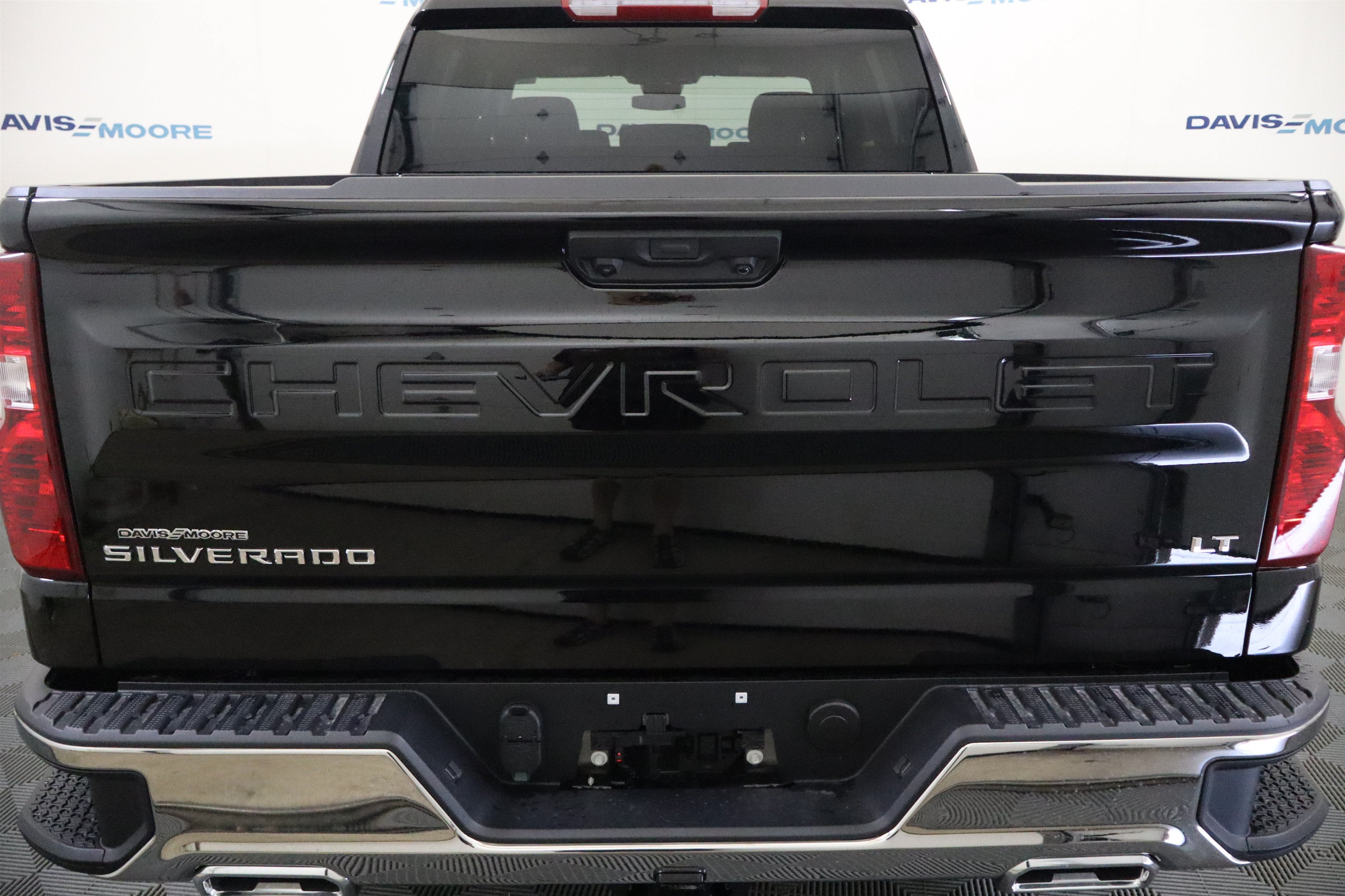 2026 Chevrolet Silverado 1500 LT Crew Cab 4WD