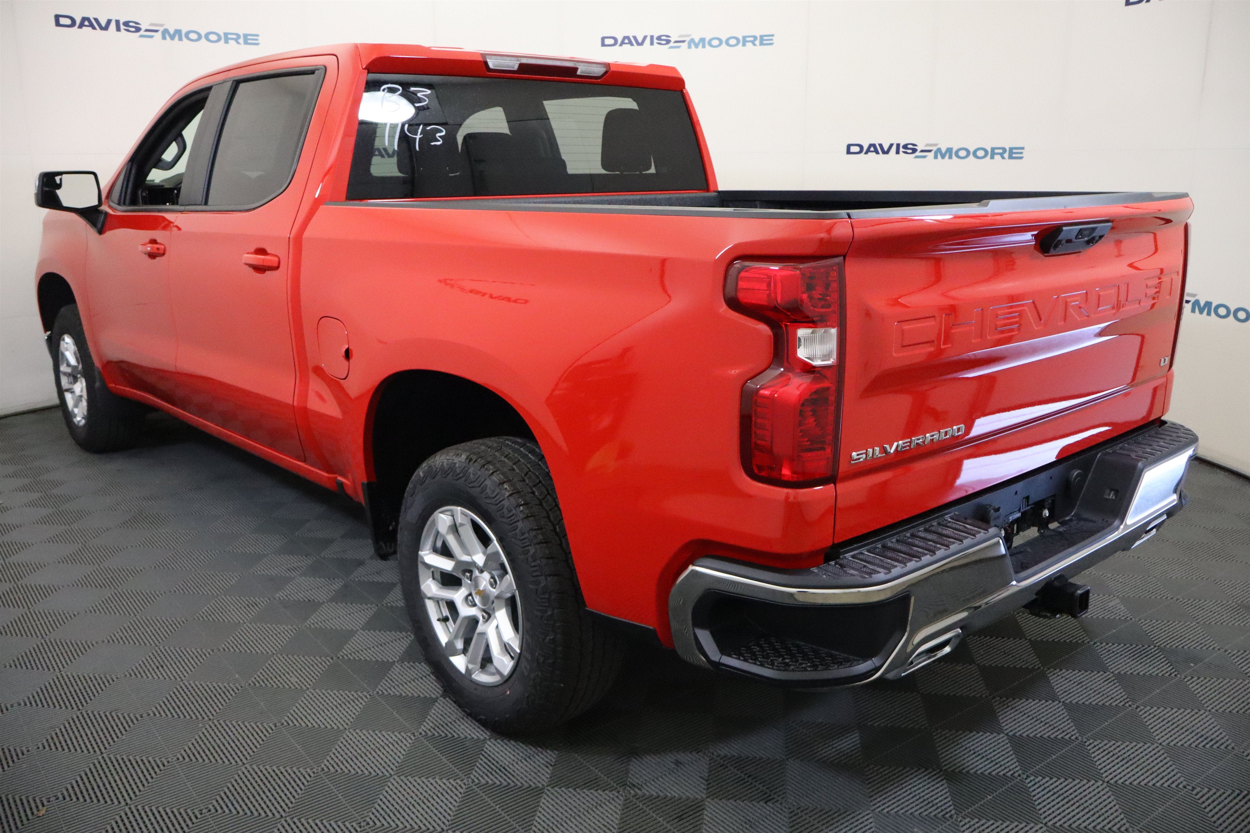 2026 Chevrolet Silverado 1500 LT Crew Cab 4WD