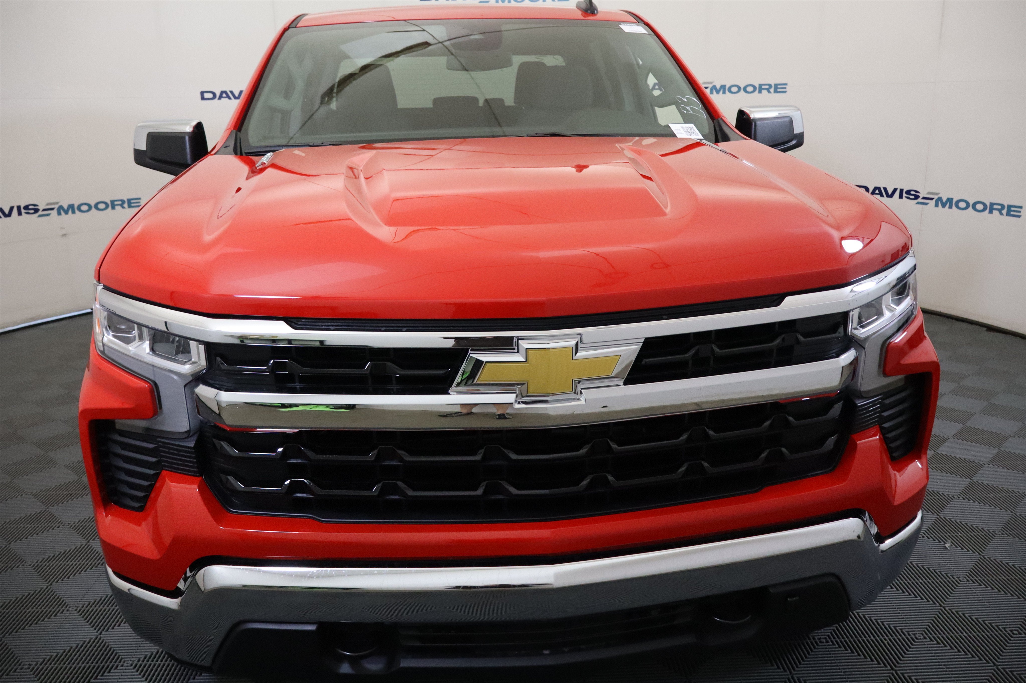 2026 Chevrolet Silverado 1500 LT Crew Cab 4WD
