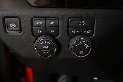 2026 Chevrolet Silverado 1500 LT Crew Cab 4WD