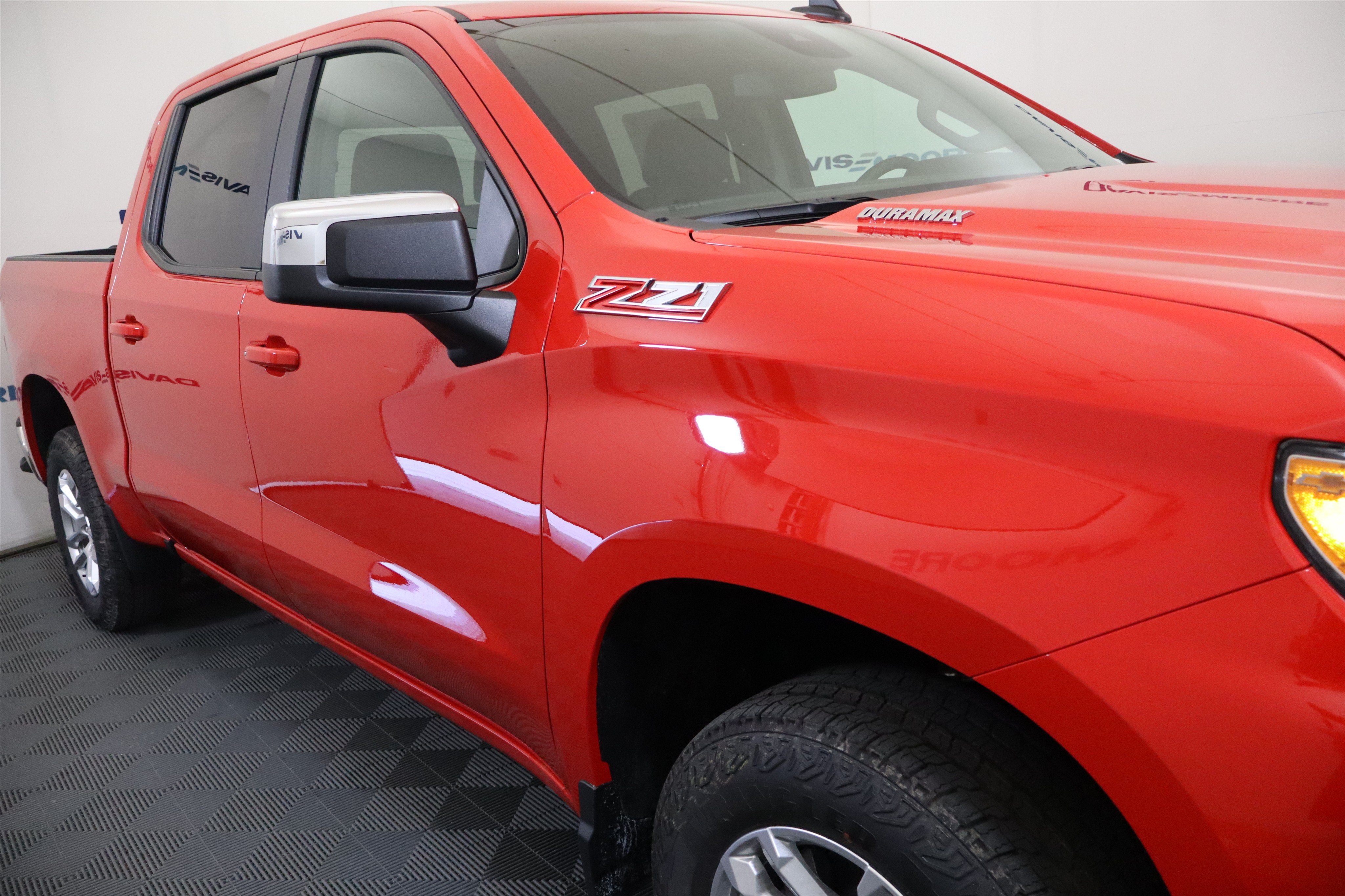 2026 Chevrolet Silverado 1500 LT Crew Cab 4WD