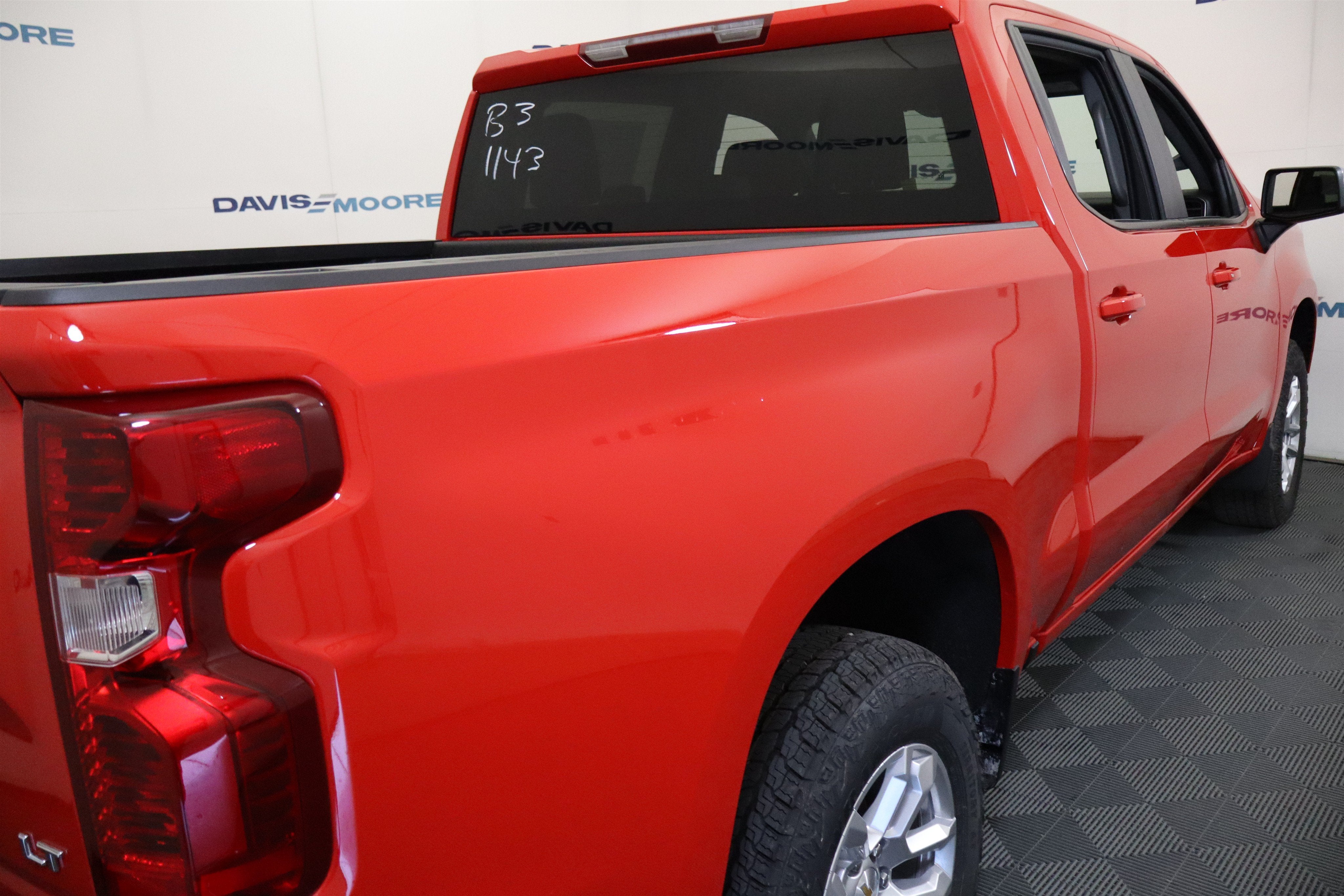 2026 Chevrolet Silverado 1500 LT Crew Cab 4WD