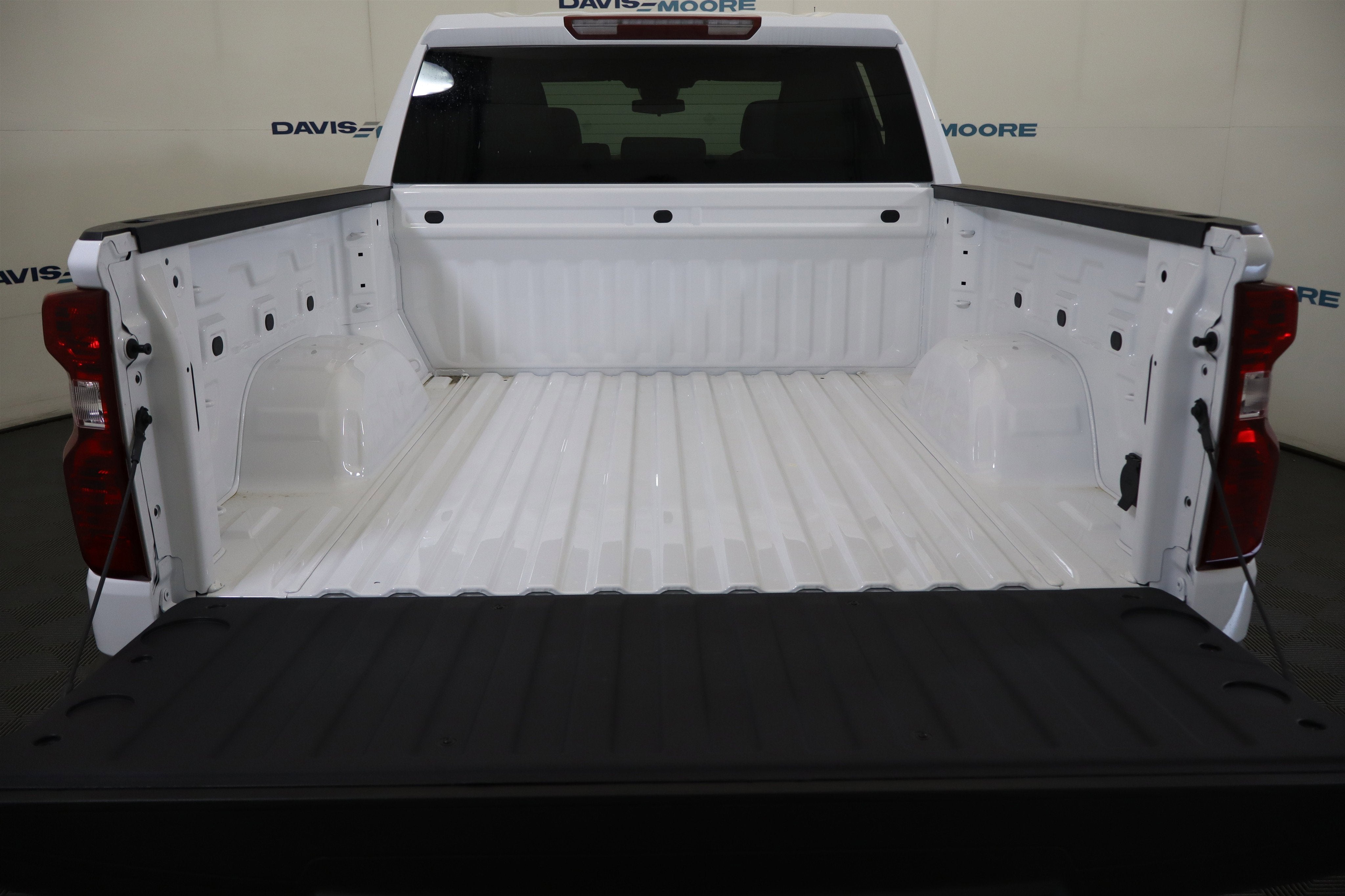 2026 Chevrolet Silverado 1500 LT Crew Cab 4WD