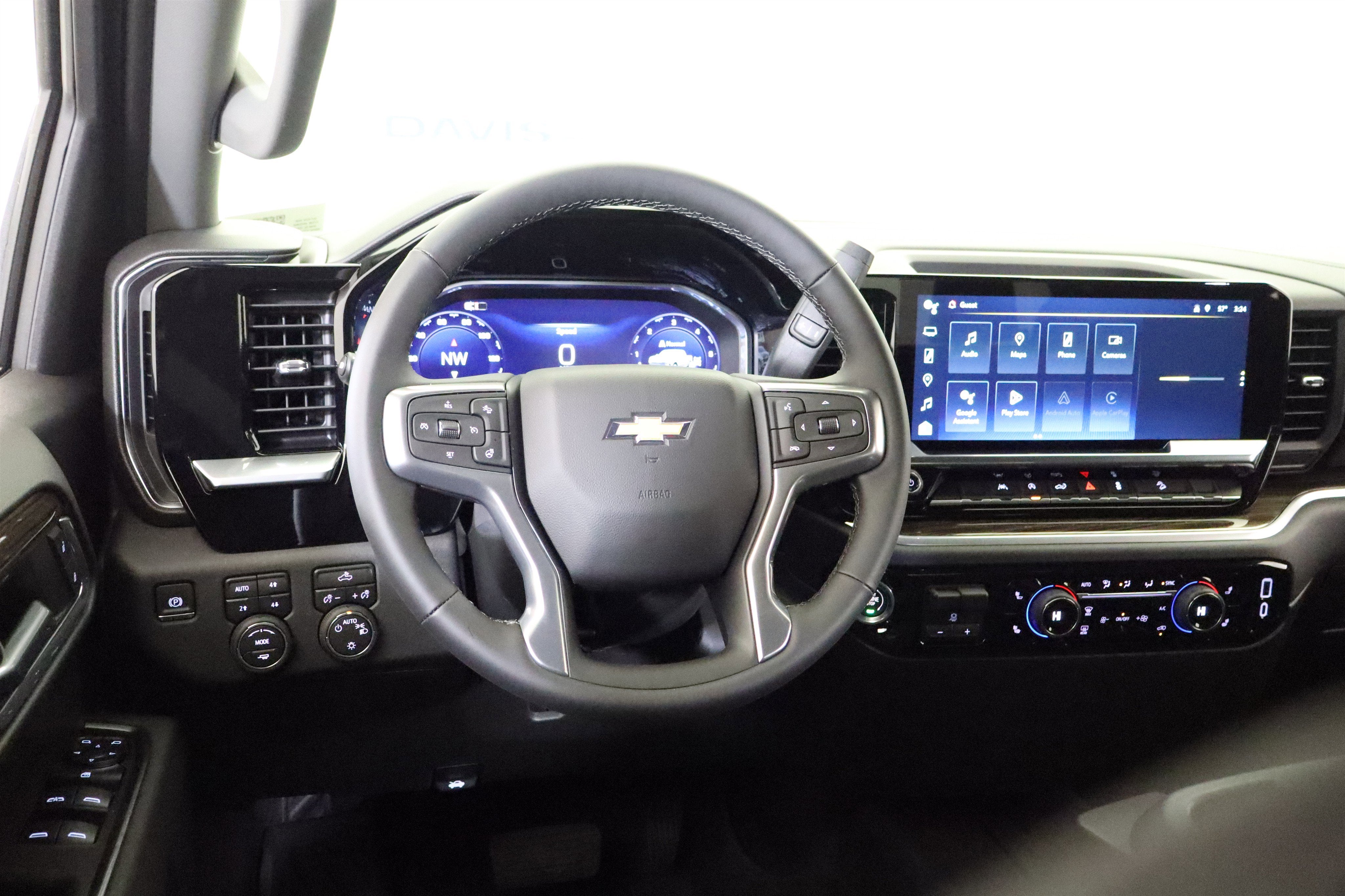 2026 Chevrolet Silverado 1500 LT Crew Cab 4WD