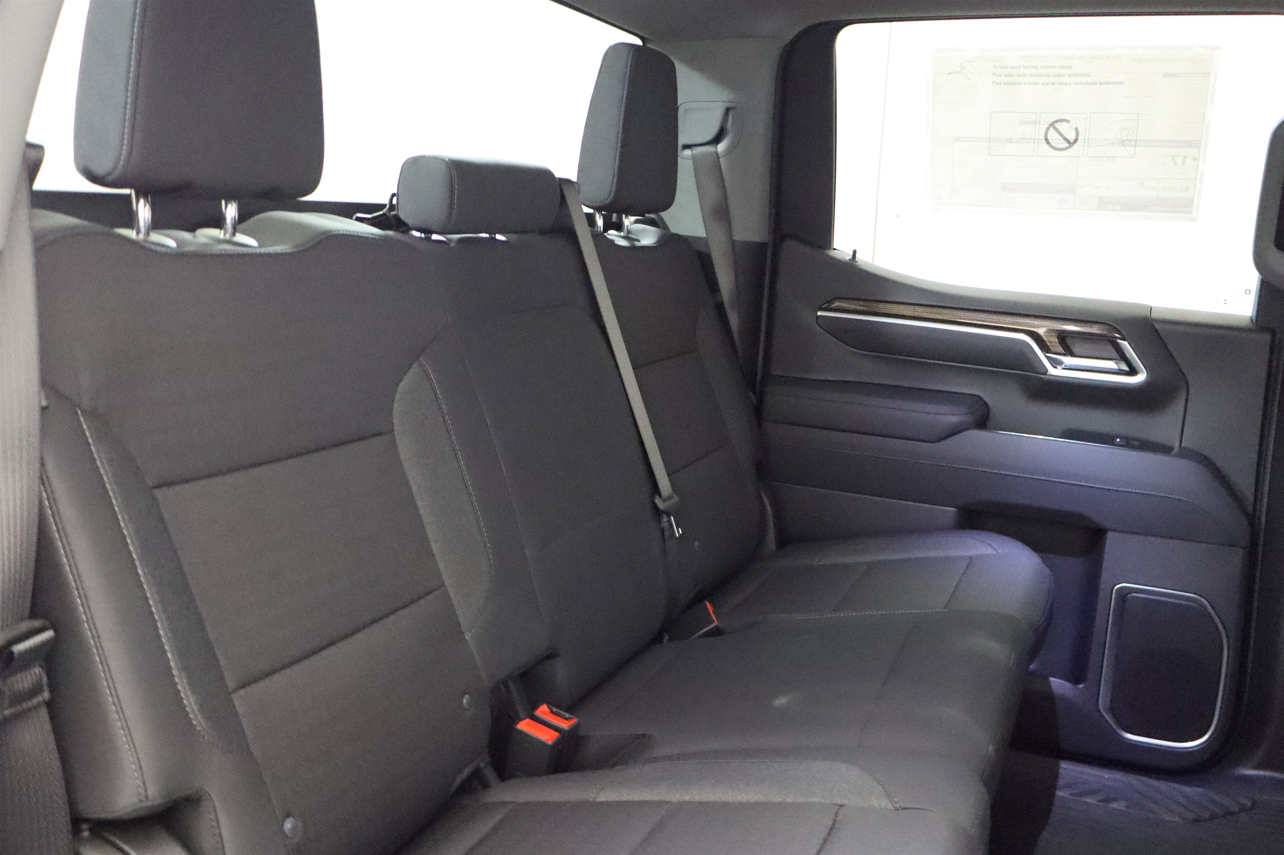 2026 Chevrolet Silverado 1500 LT Crew Cab 4WD