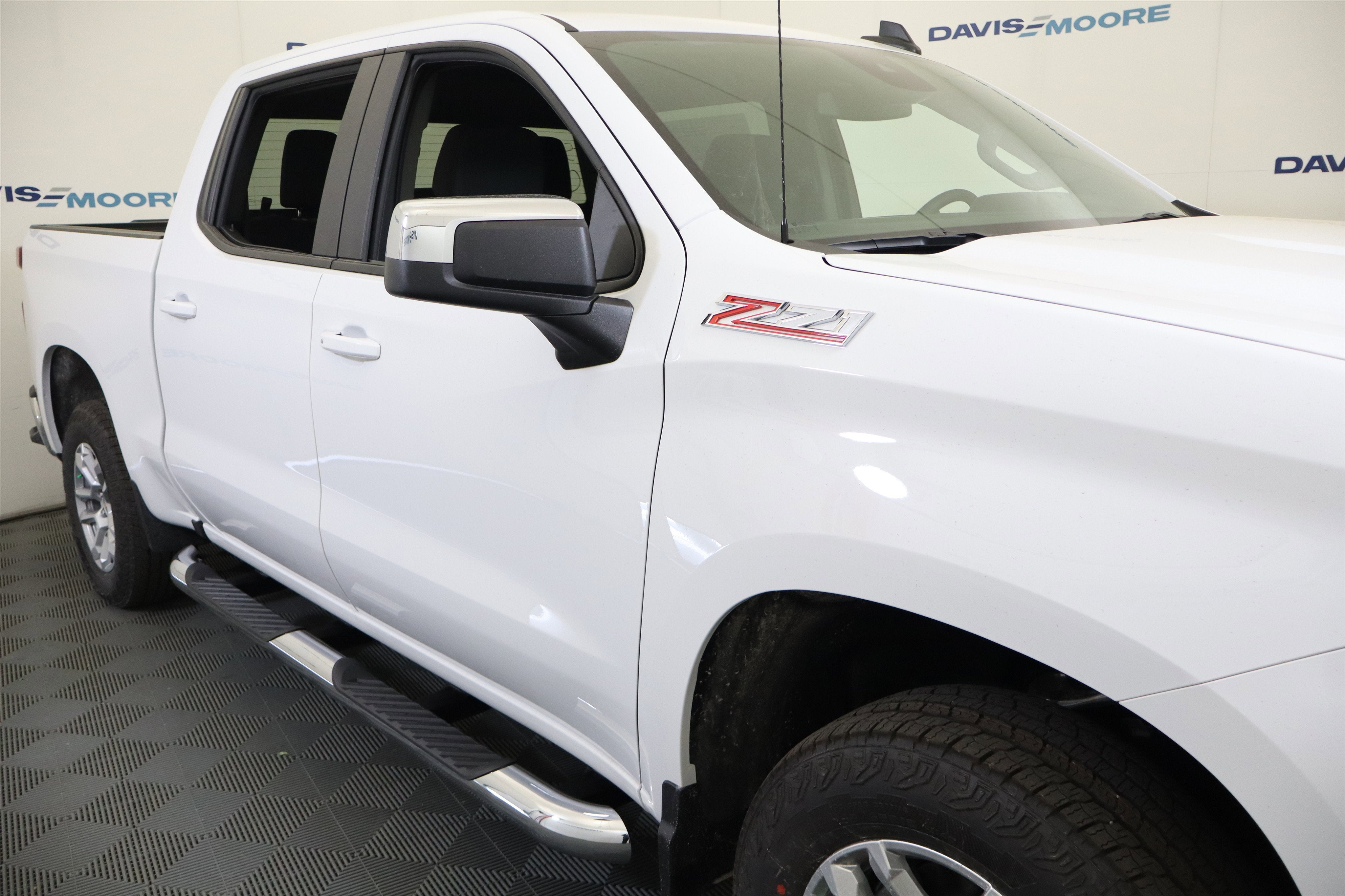 2026 Chevrolet Silverado 1500 LT 4WD