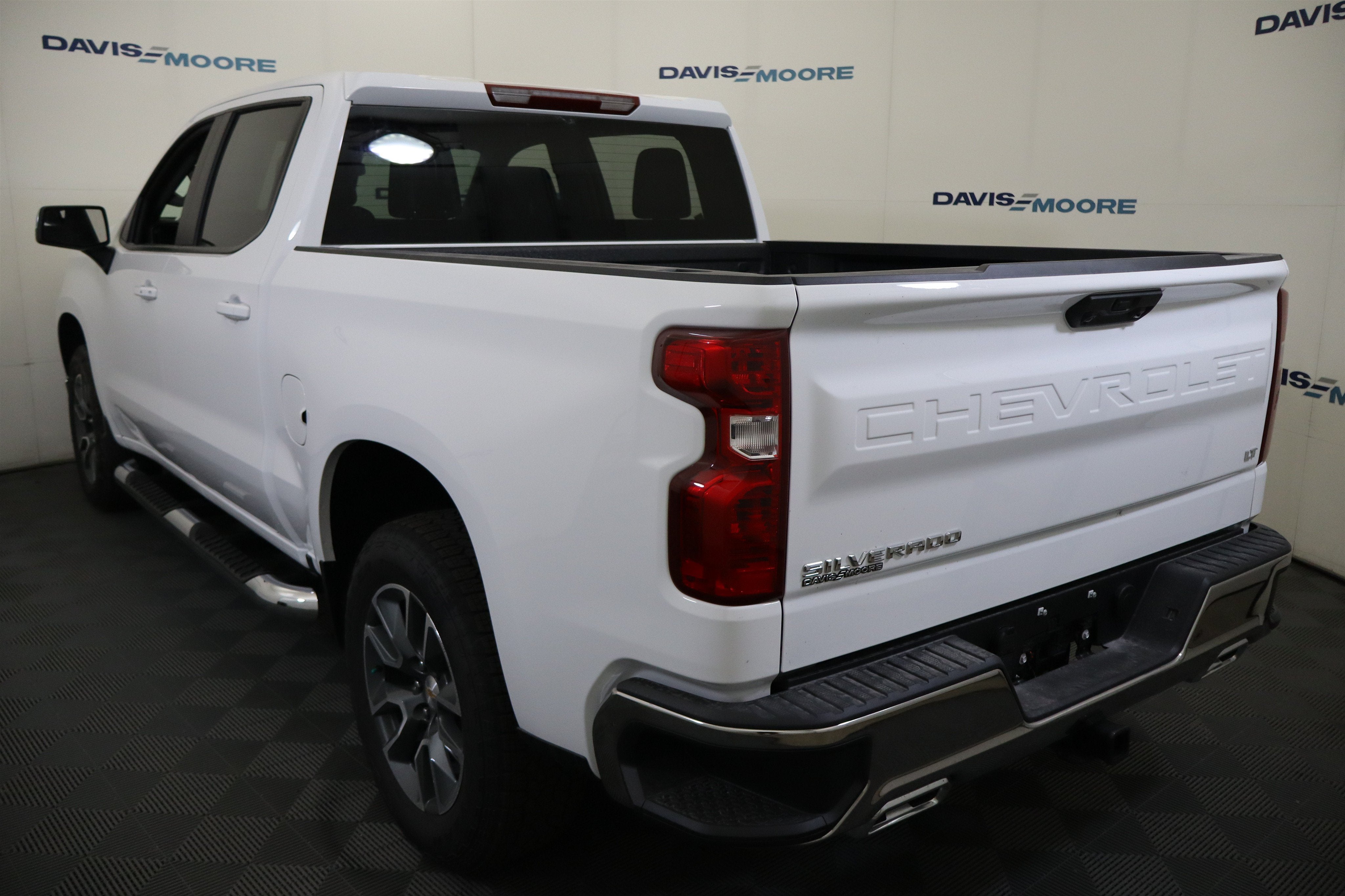 2026 Chevrolet Silverado 1500 LT Crew Cab 4WD
