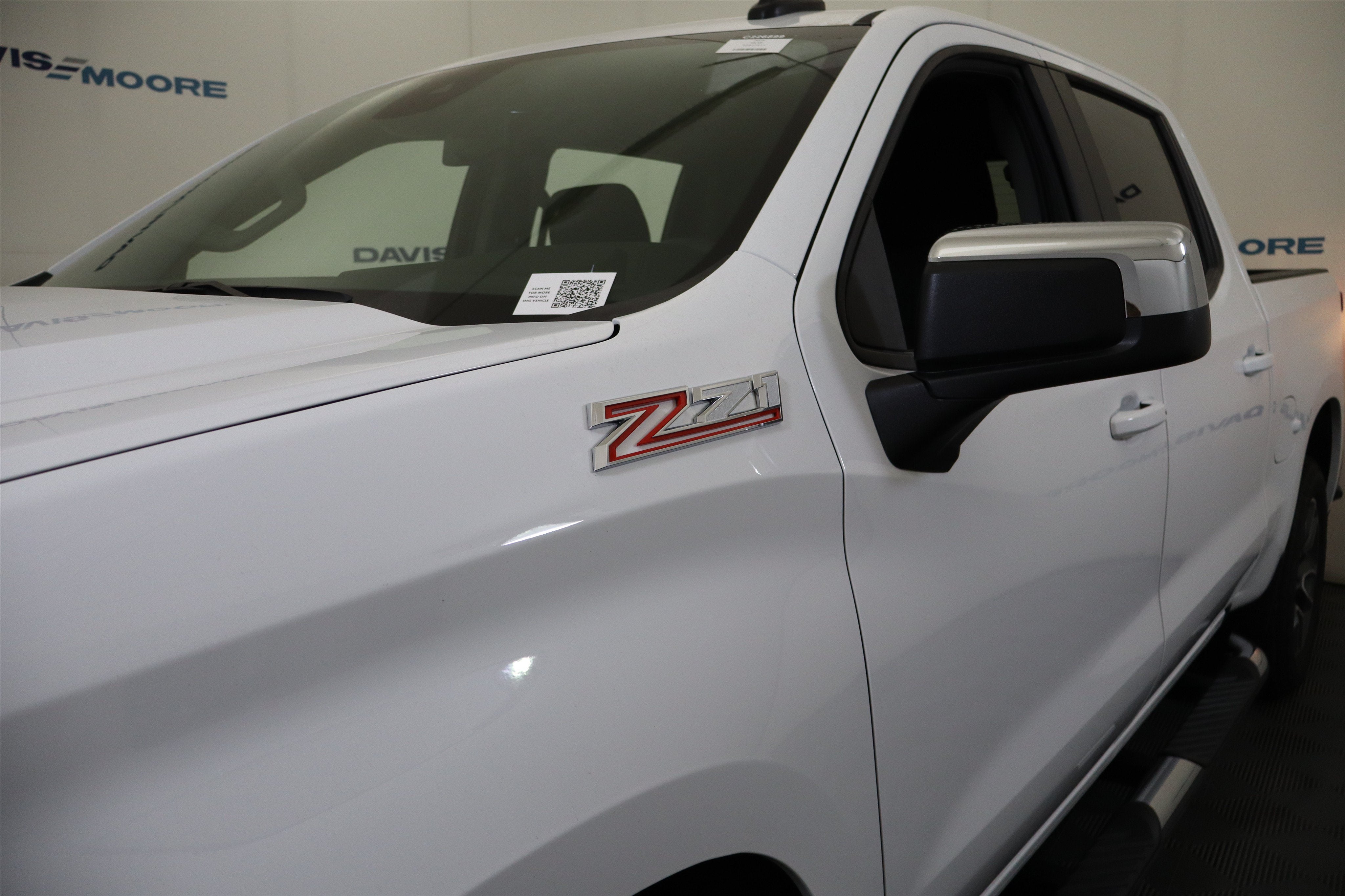 2026 Chevrolet Silverado 1500 LT Crew Cab 4WD