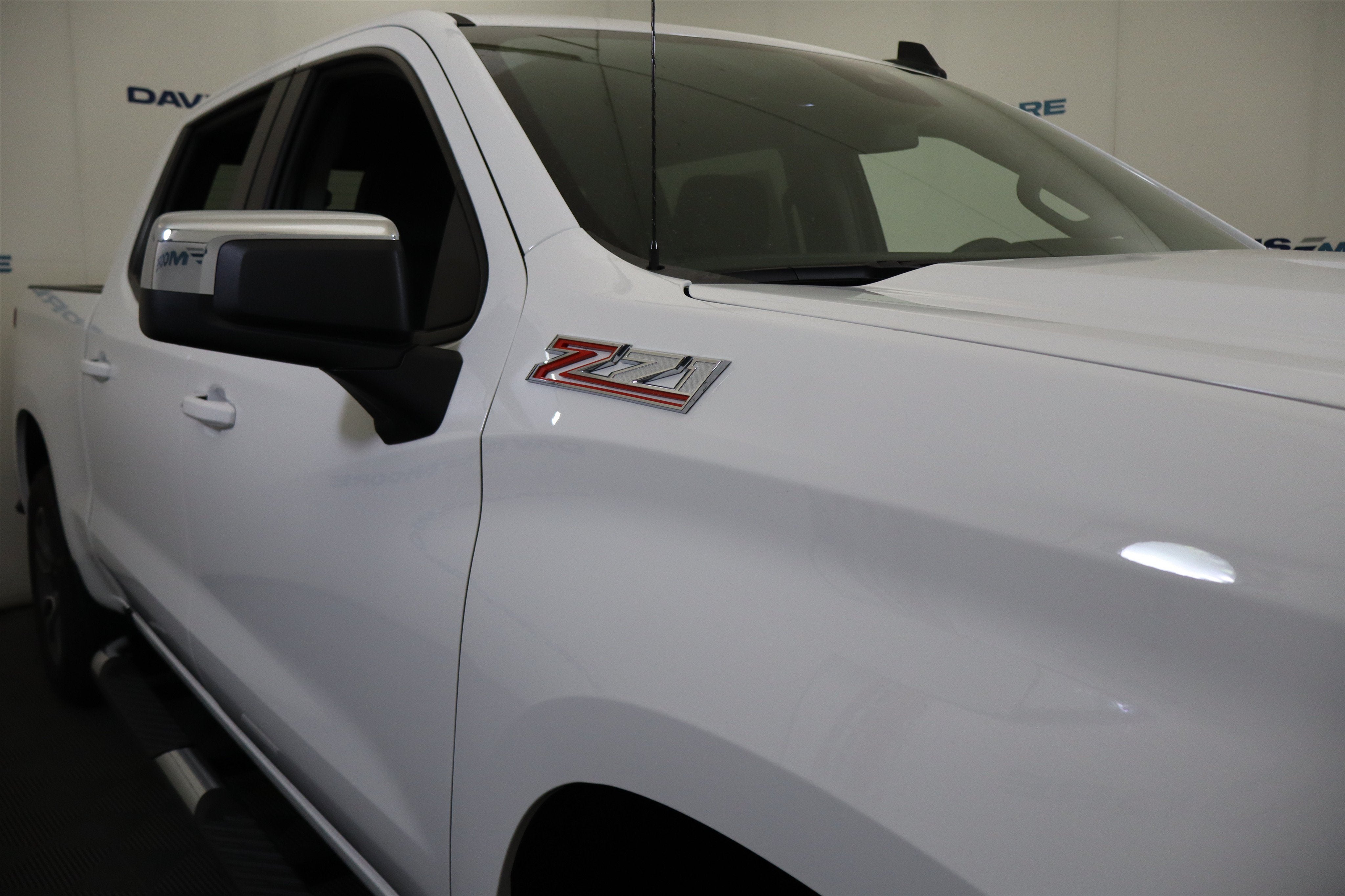 2026 Chevrolet Silverado 1500 LT Crew Cab 4WD