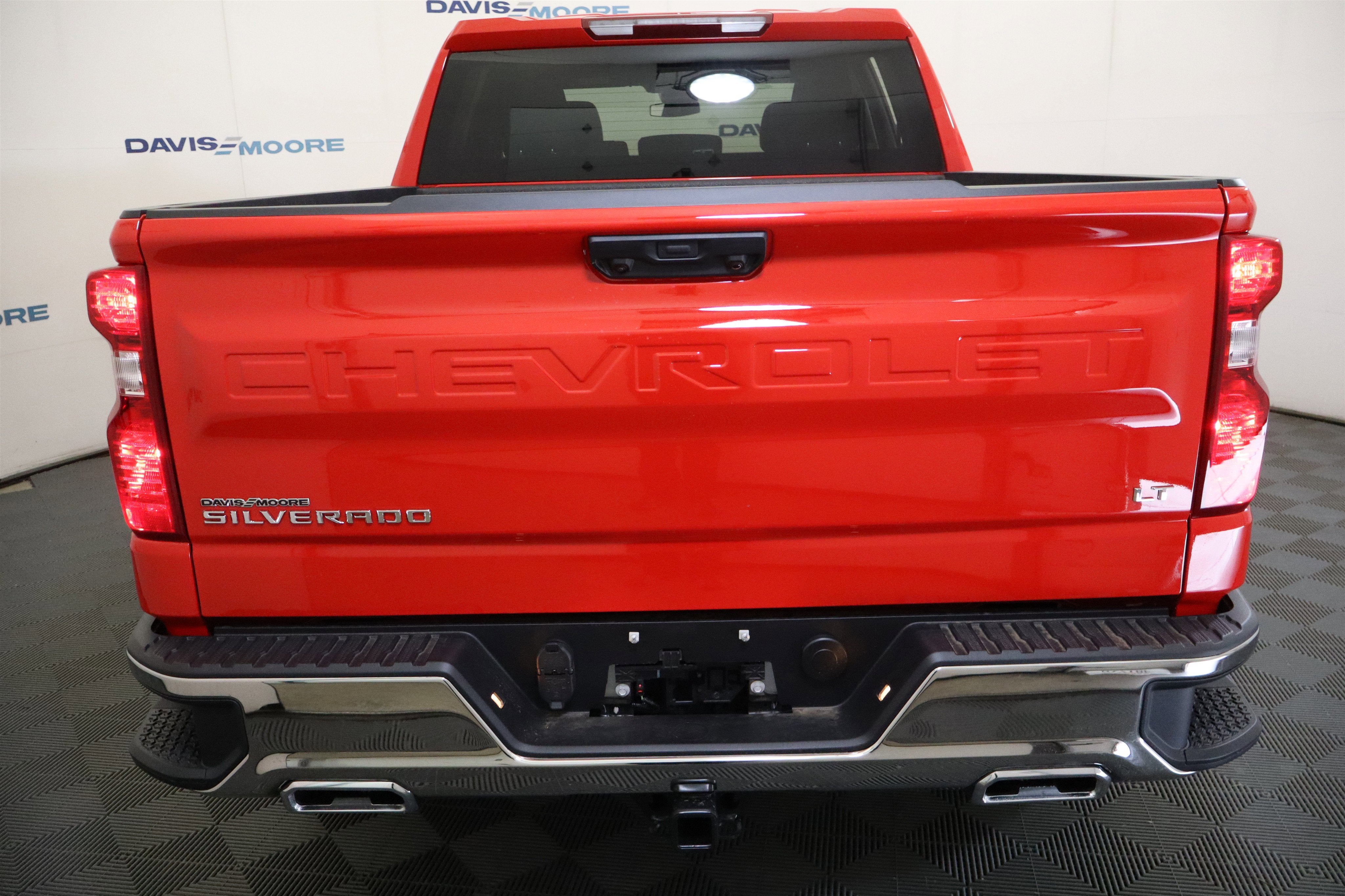 2026 Chevrolet Silverado 1500 LT Crew Cab 4WD