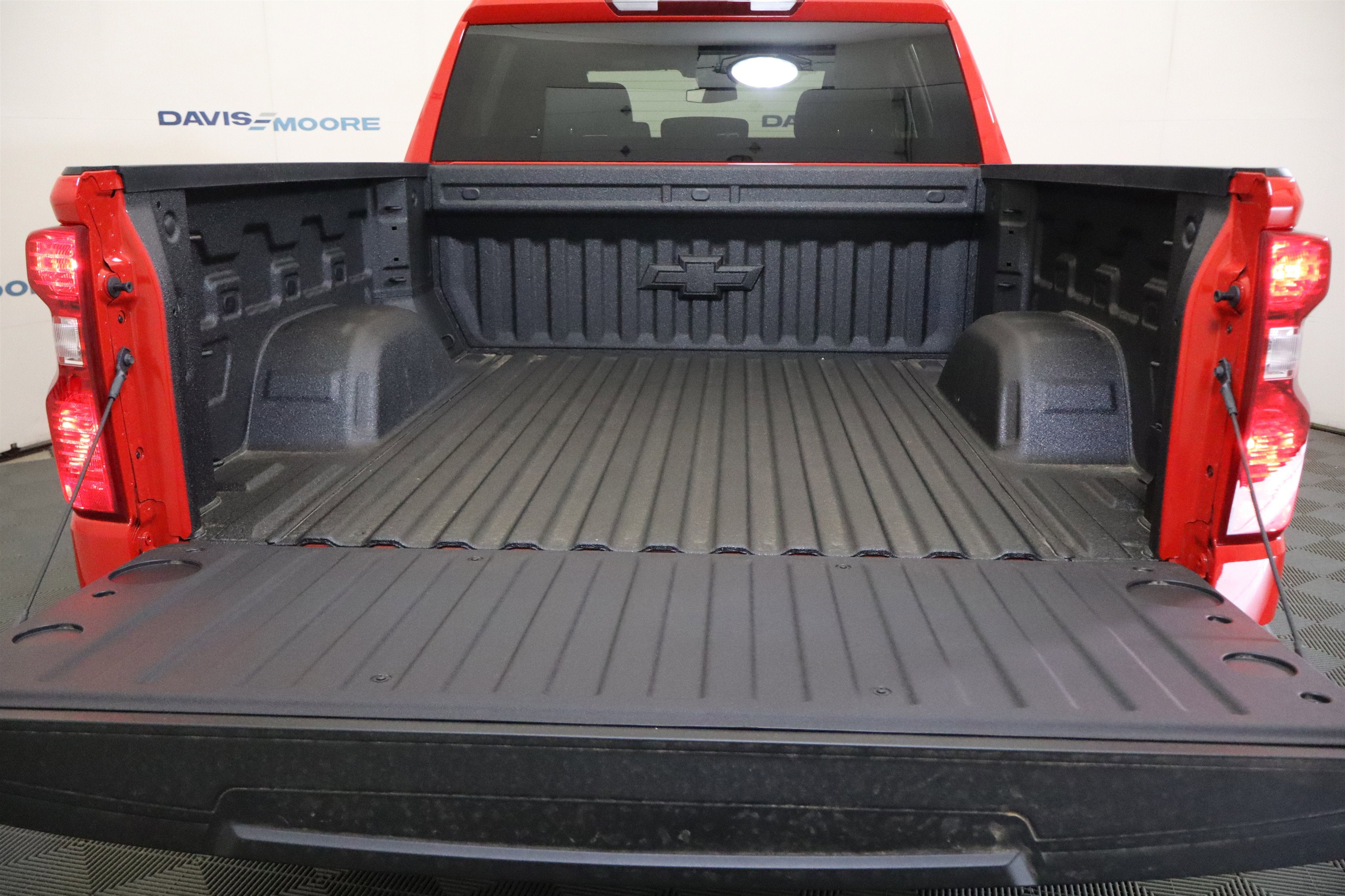2026 Chevrolet Silverado 1500 LT Crew Cab 4WD