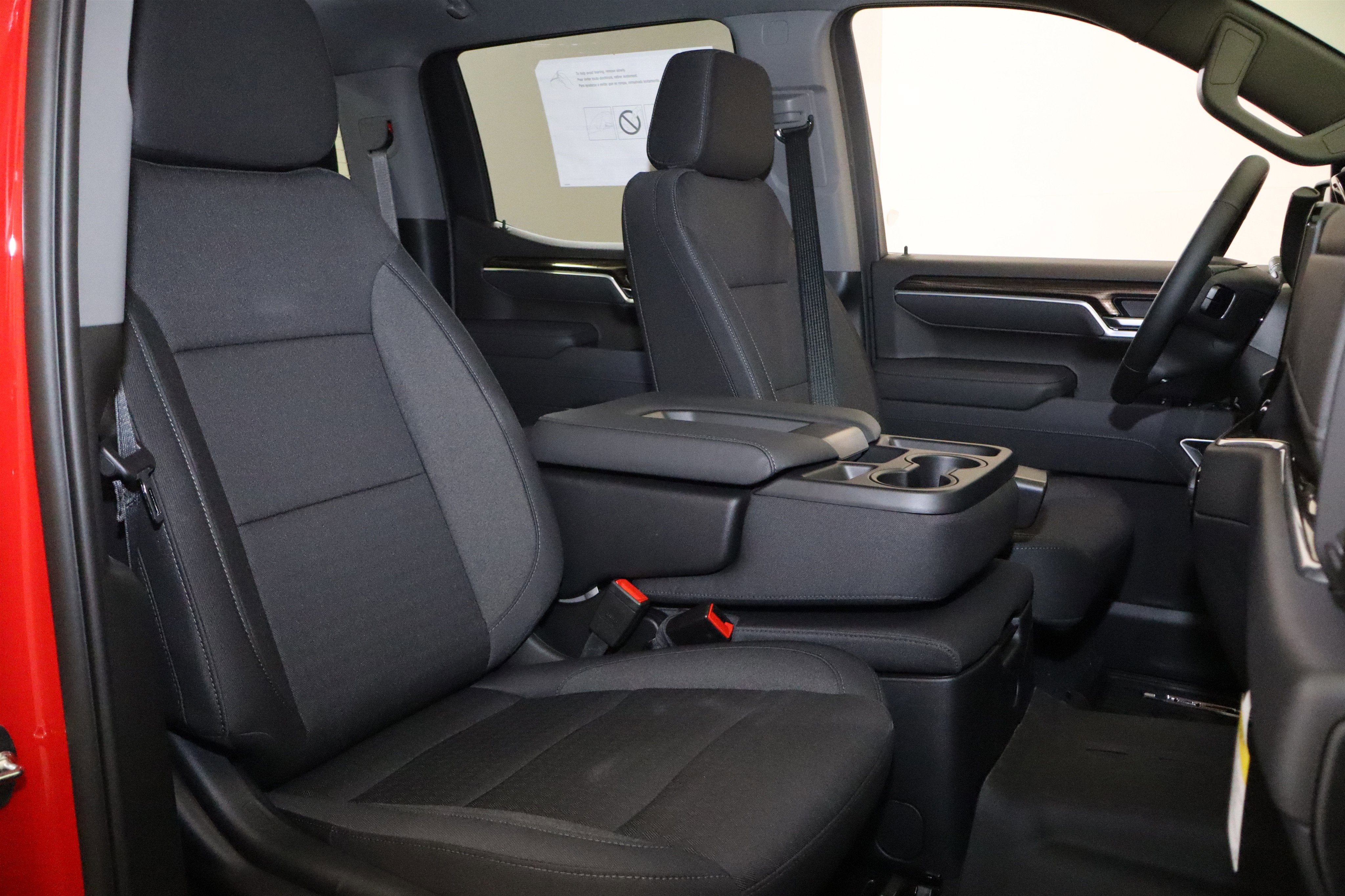 2026 Chevrolet Silverado 1500 LT Crew Cab 4WD