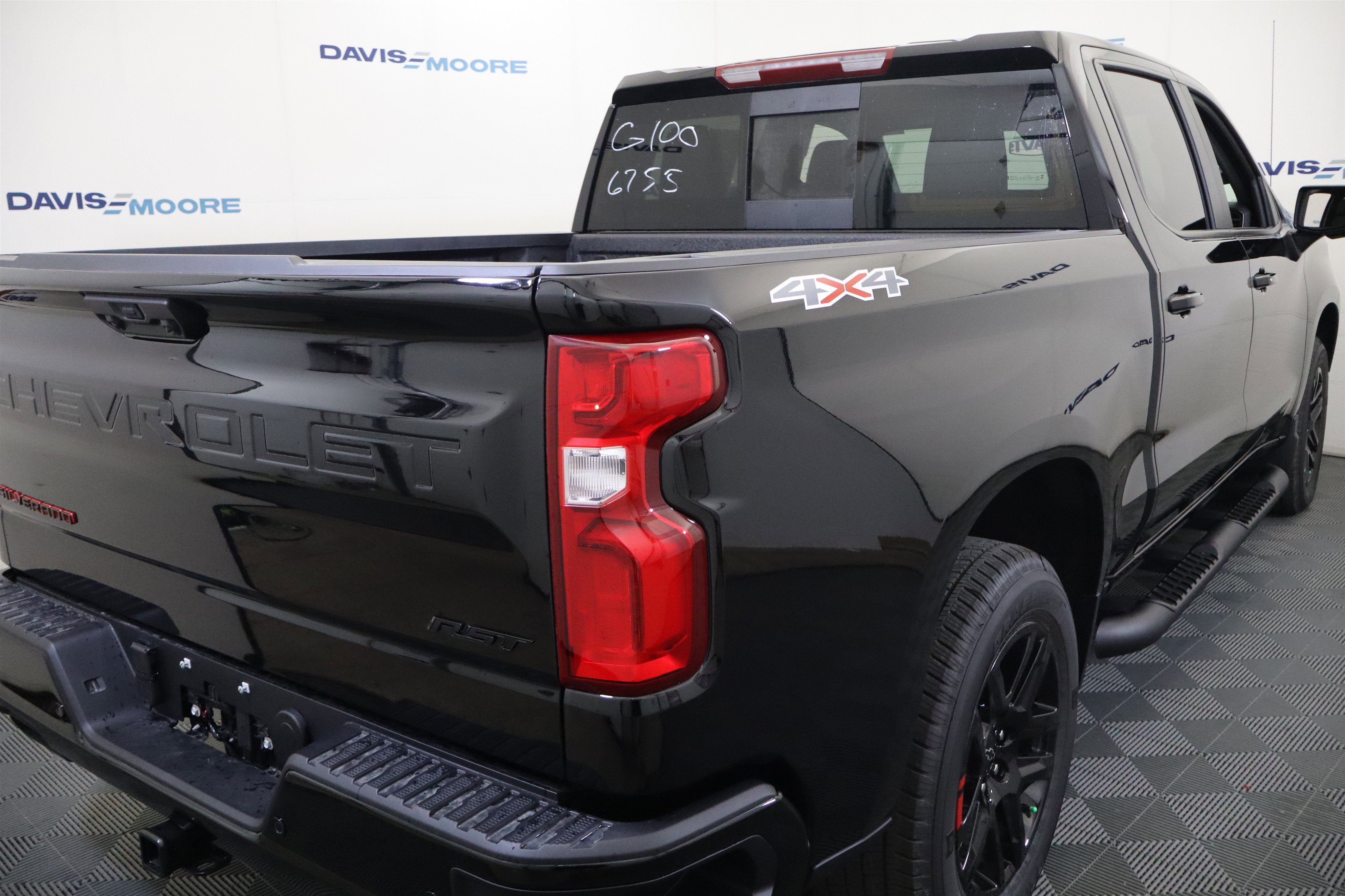 2026 Chevrolet Silverado 1500 RST Crew Cab 4WD