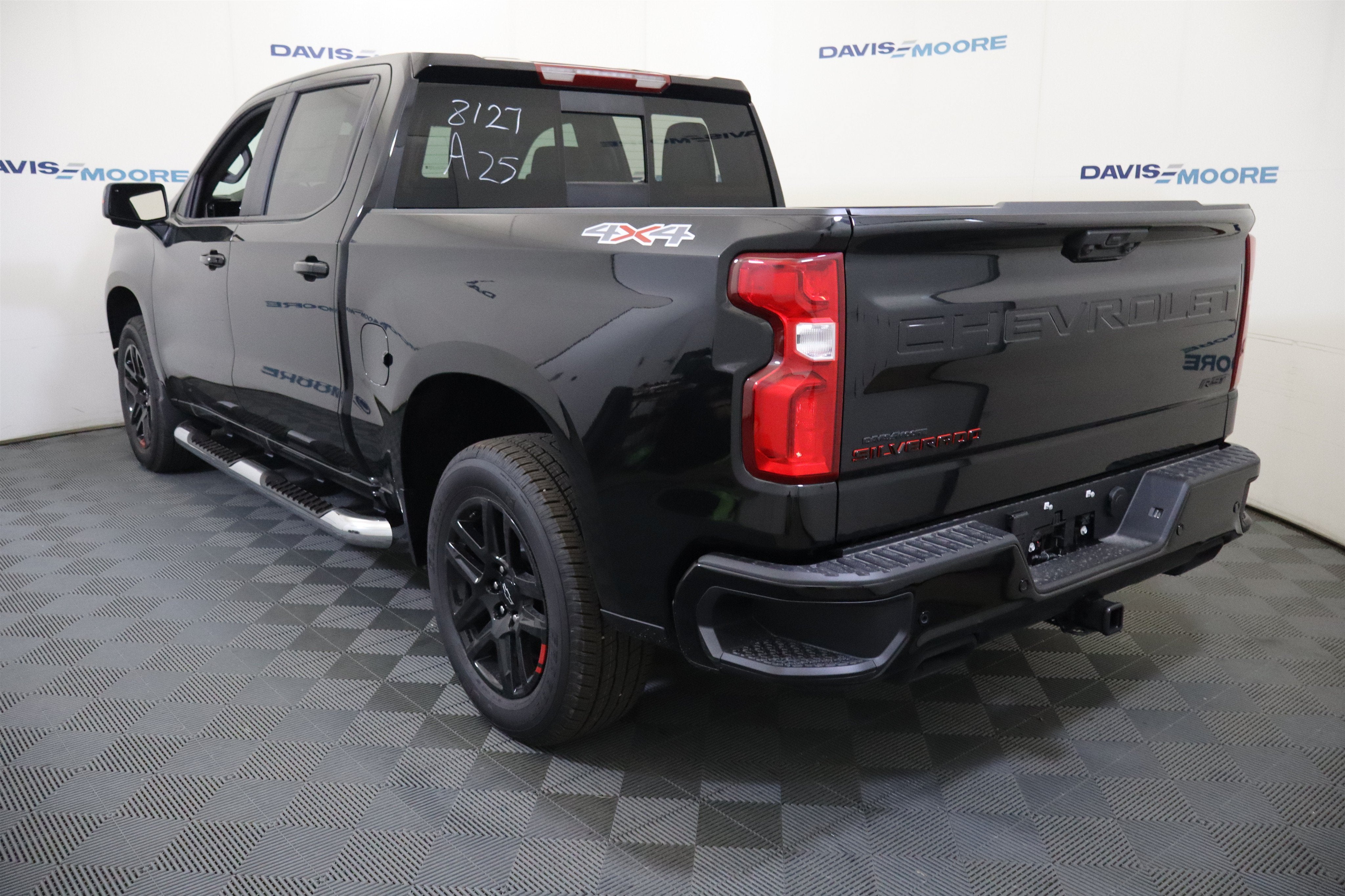 2026 Chevrolet Silverado 1500 RST Crew Cab 4WD