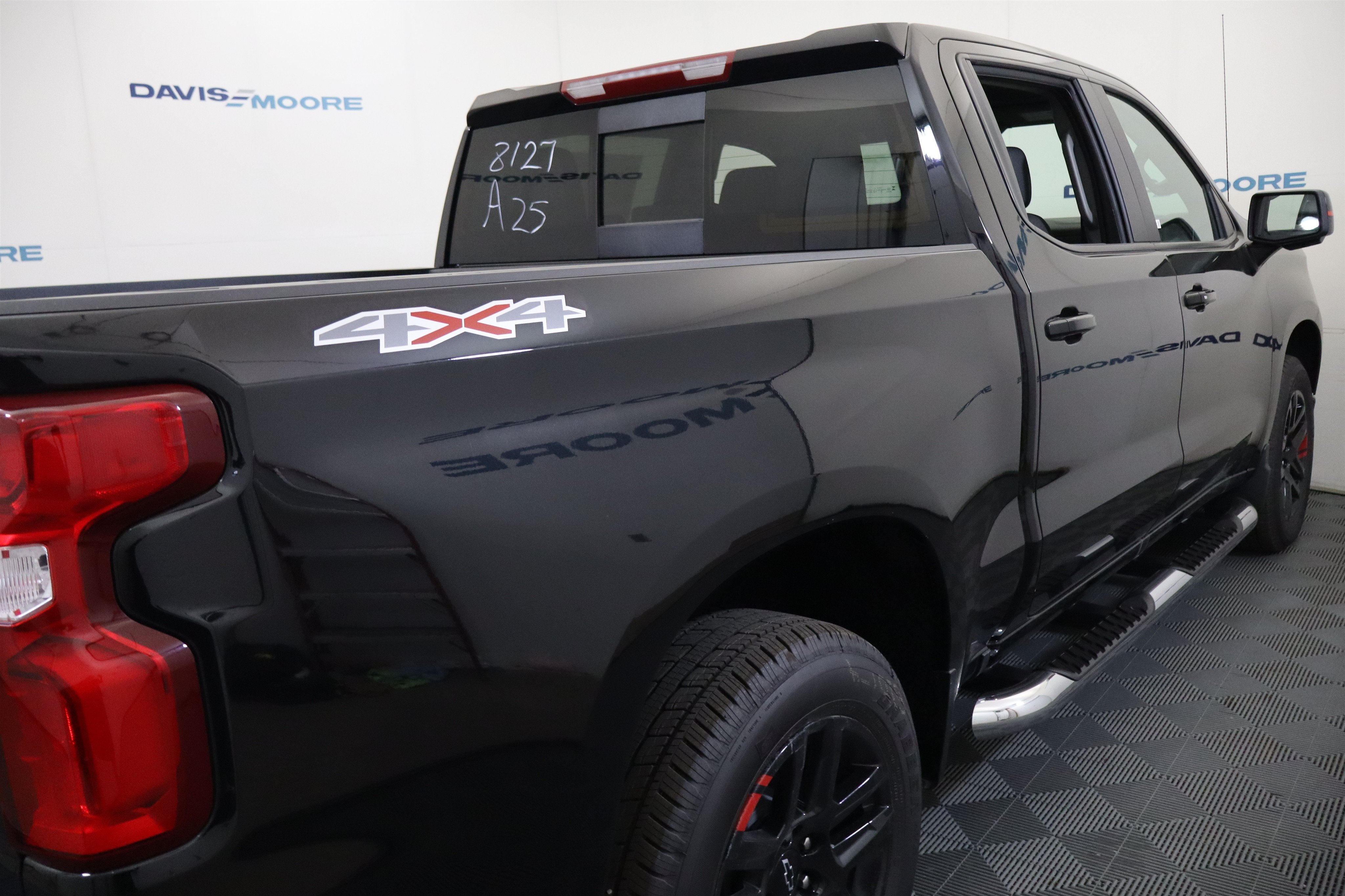 2026 Chevrolet Silverado 1500 RST Crew Cab 4WD