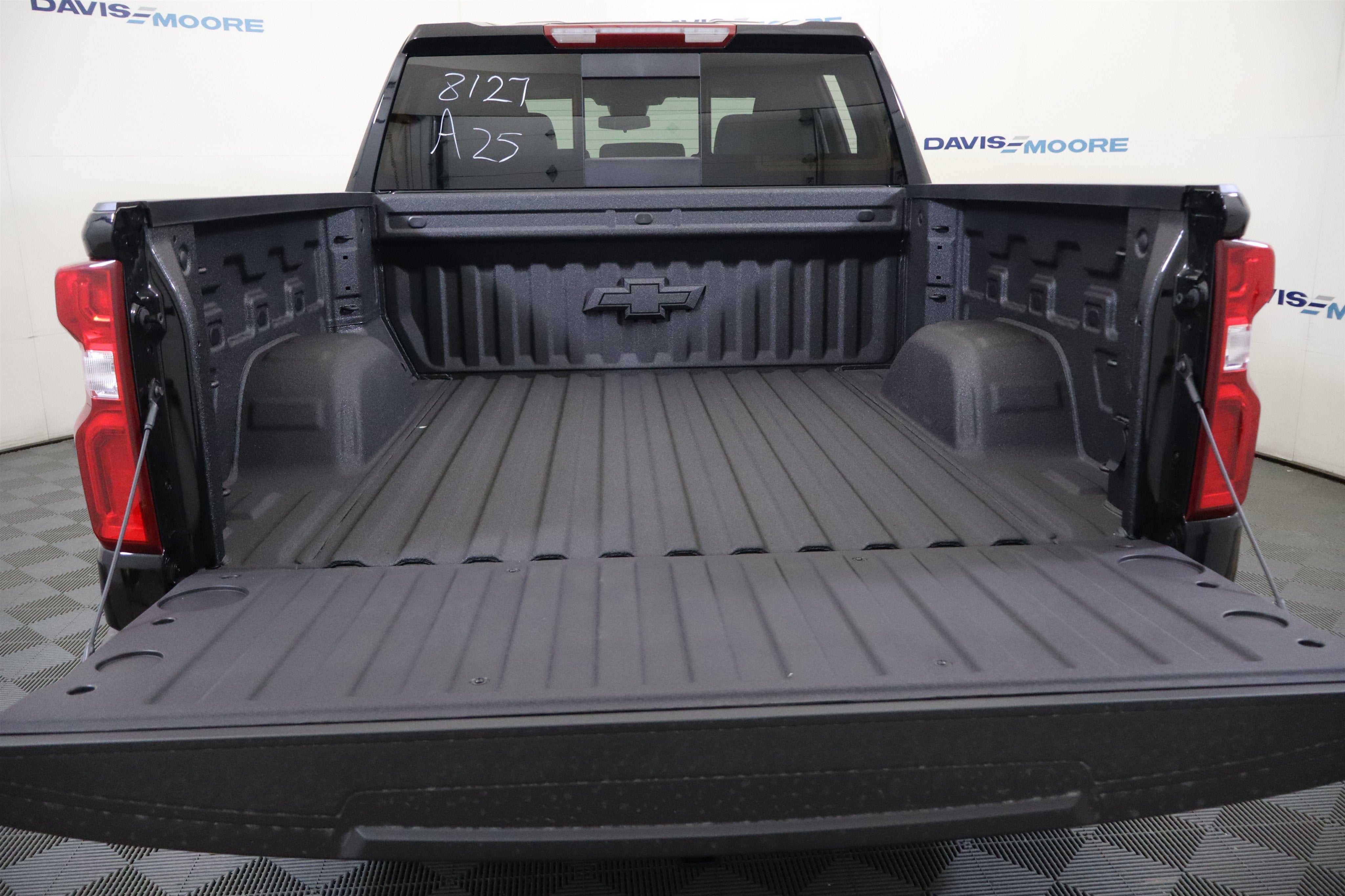 2026 Chevrolet Silverado 1500 RST Crew Cab 4WD