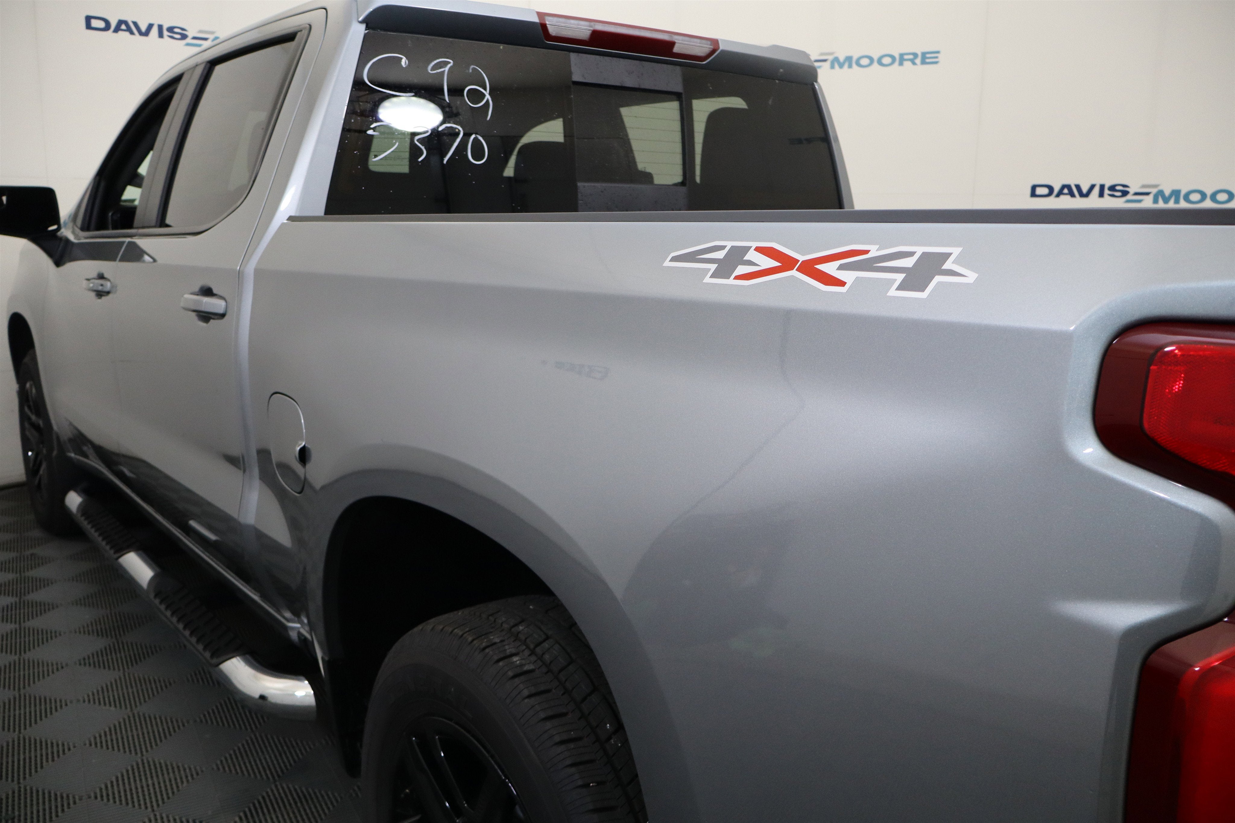 2026 Chevrolet Silverado 1500 RST Crew Cab 4WD