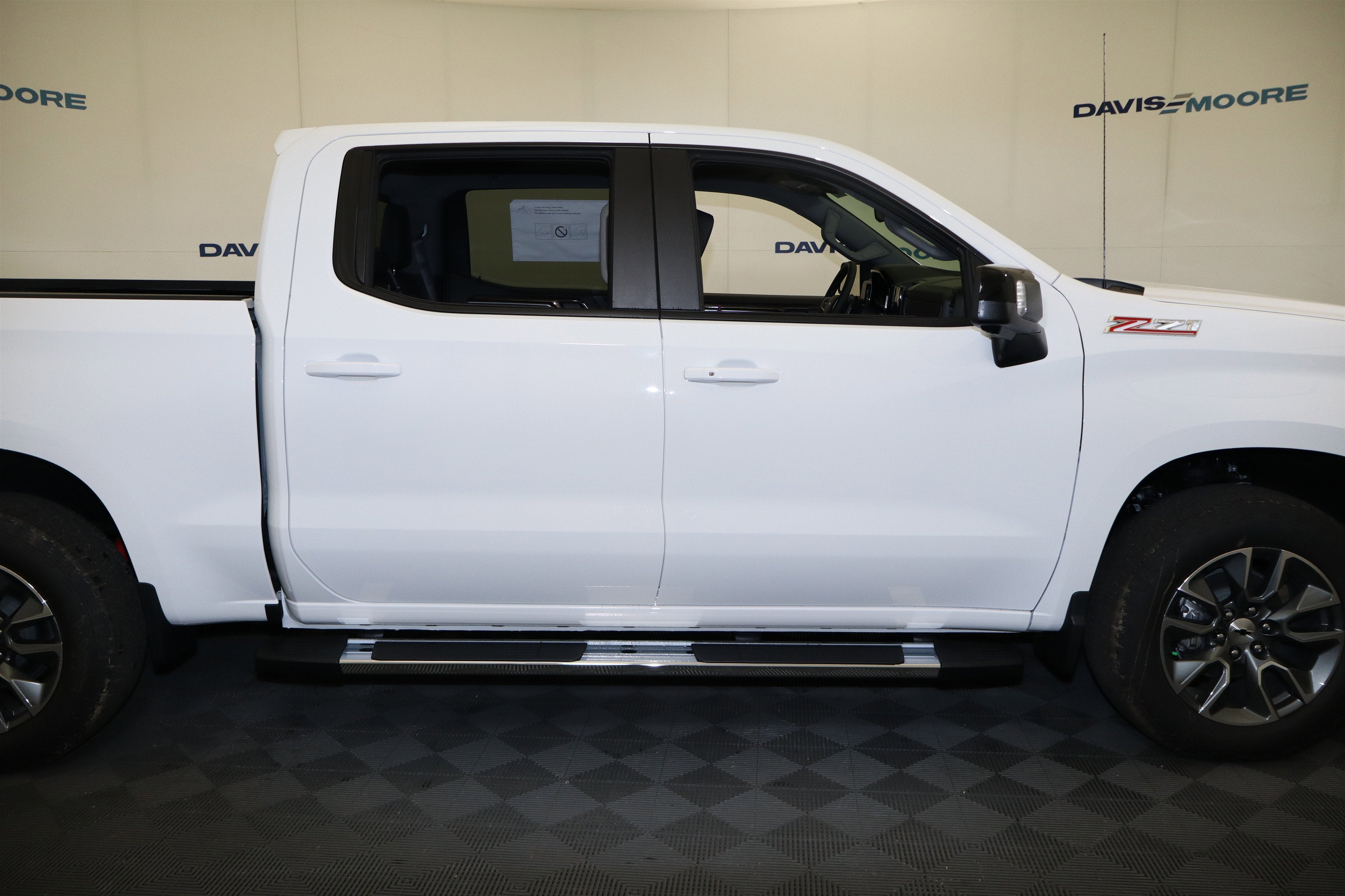 2026 Chevrolet Silverado 1500 RST Crew Cab 4WD