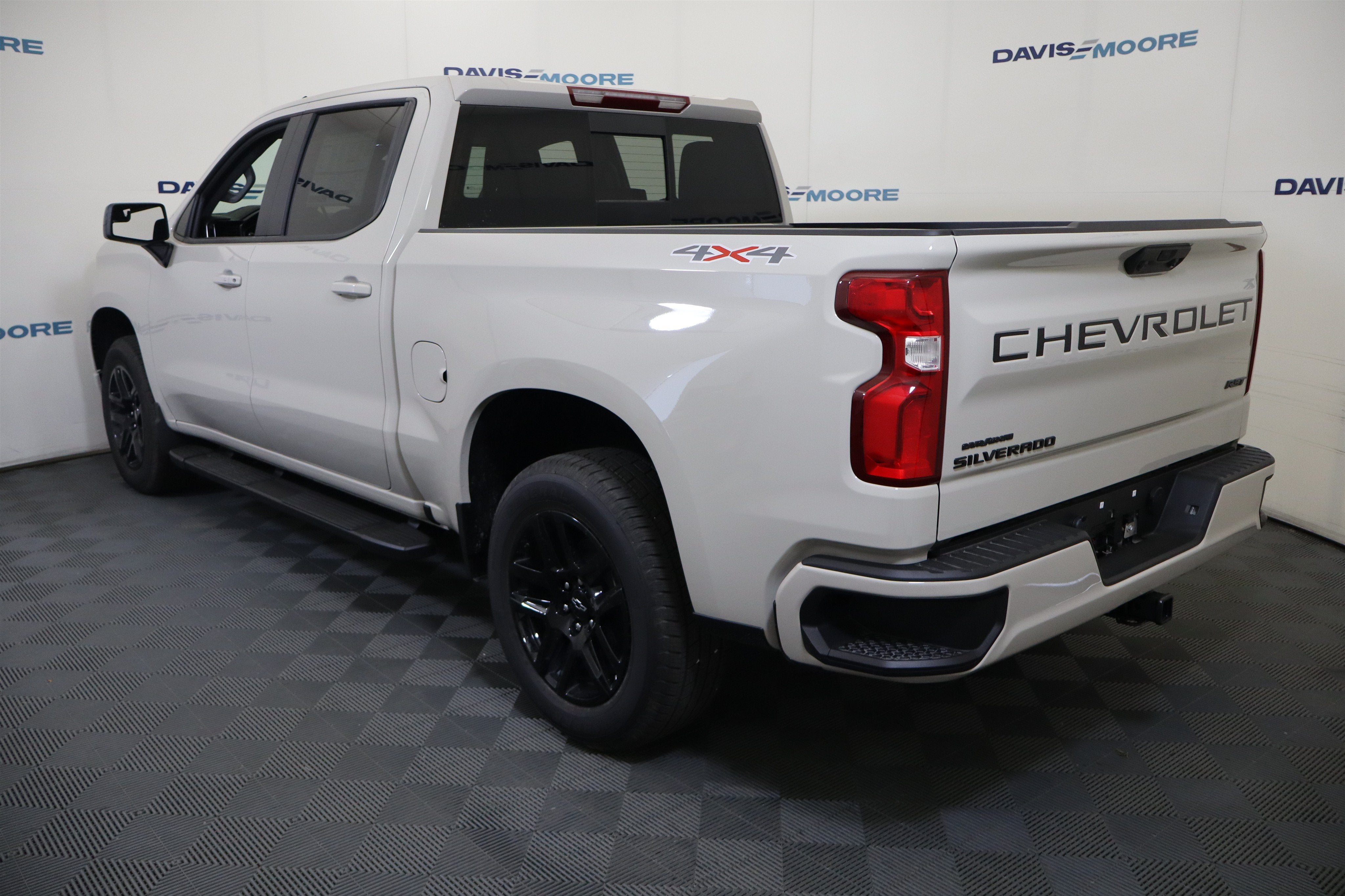 2026 Chevrolet Silverado 1500 RST Crew Cab 4WD