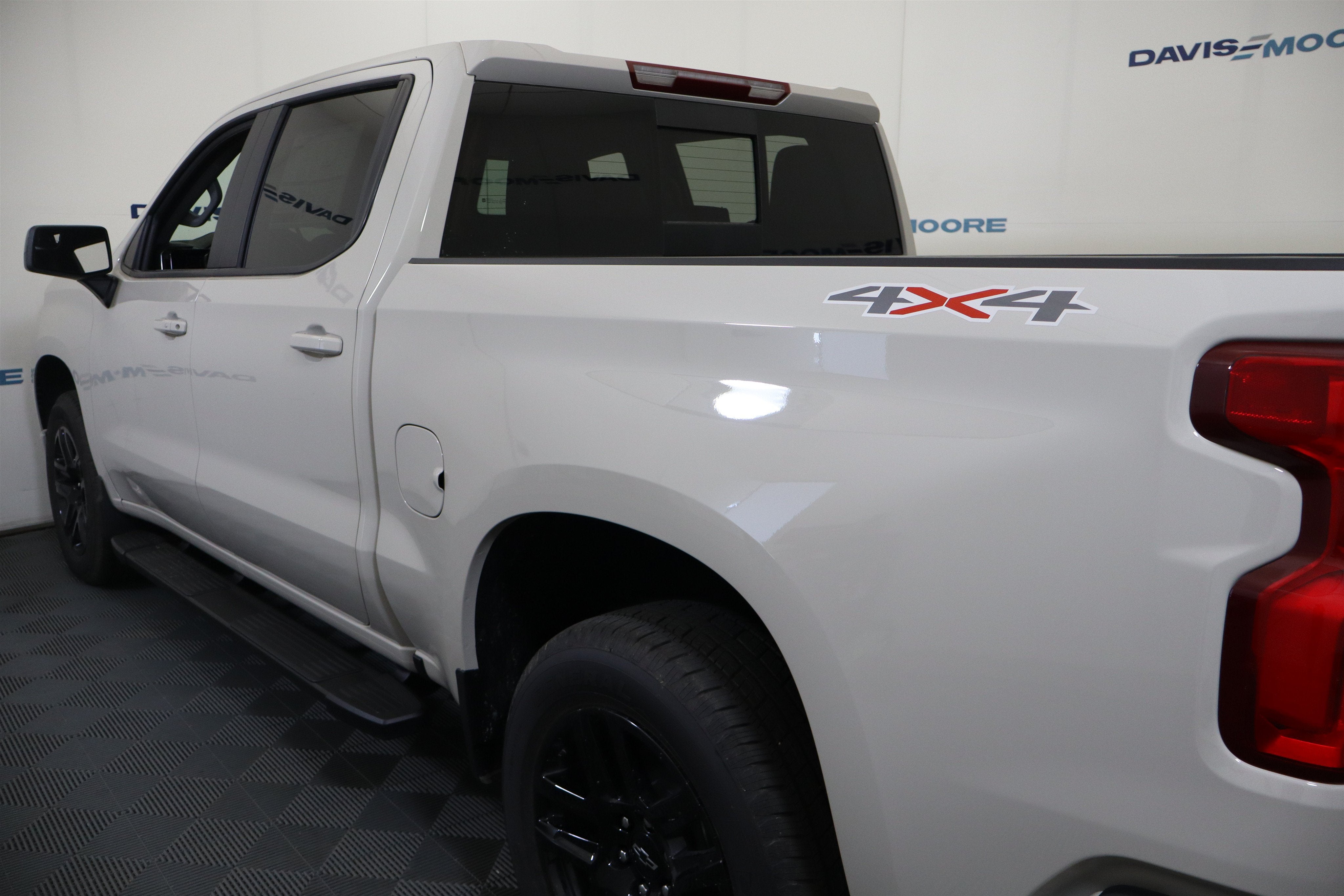 2026 Chevrolet Silverado 1500 RST Crew Cab 4WD