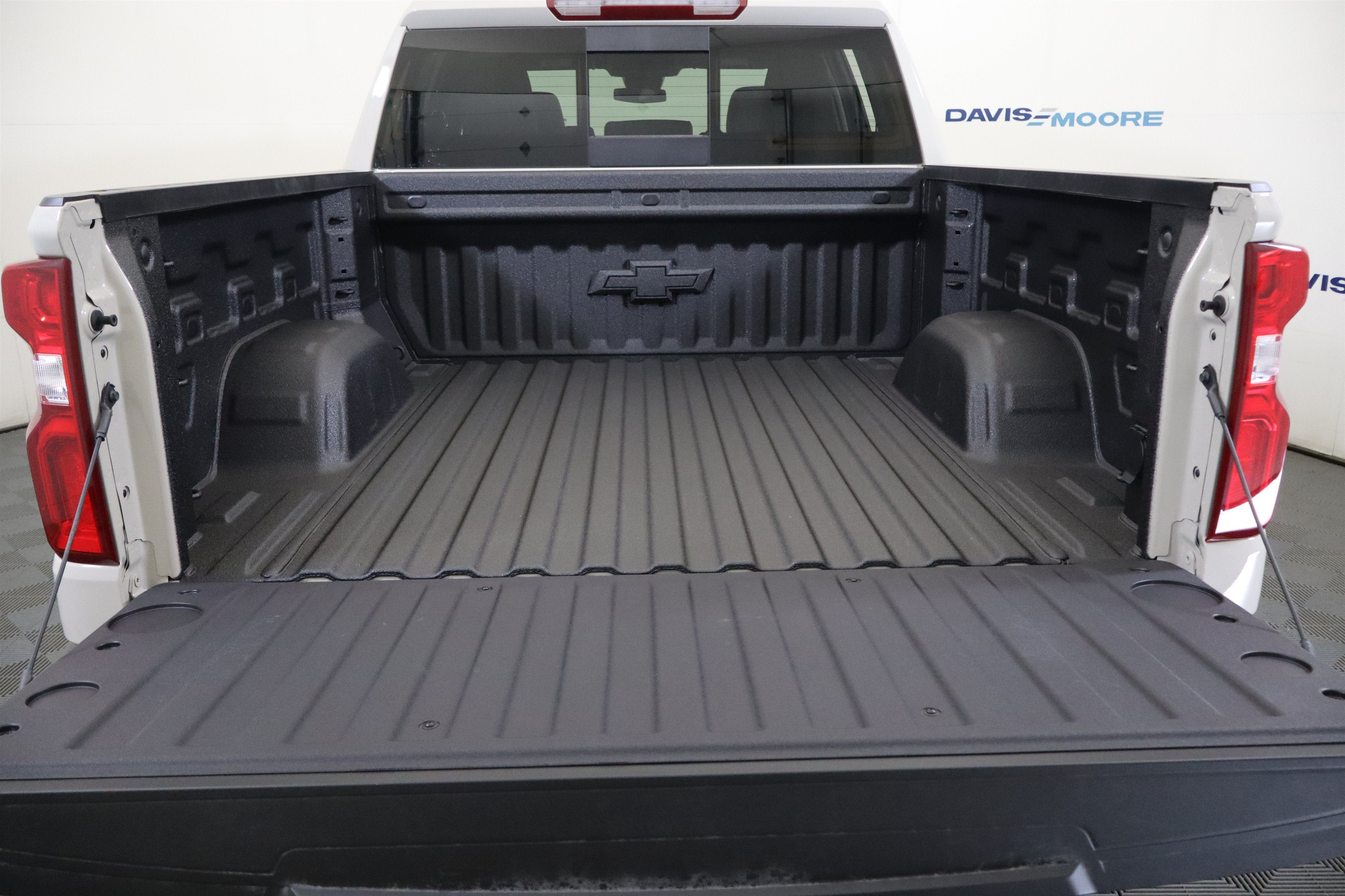 2026 Chevrolet Silverado 1500 RST Crew Cab 4WD