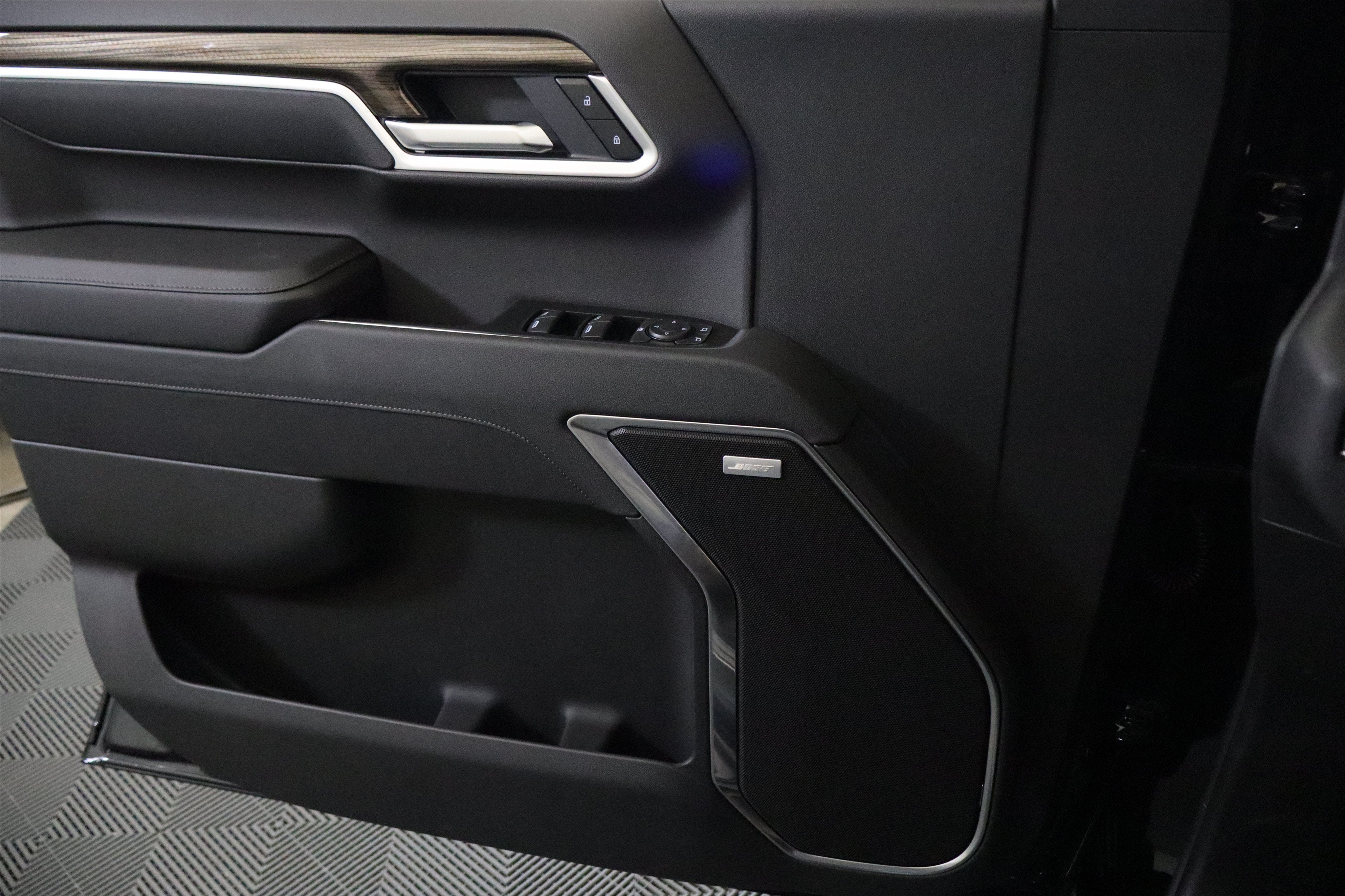 2026 Chevrolet Silverado 1500 RST Crew Cab 4WD