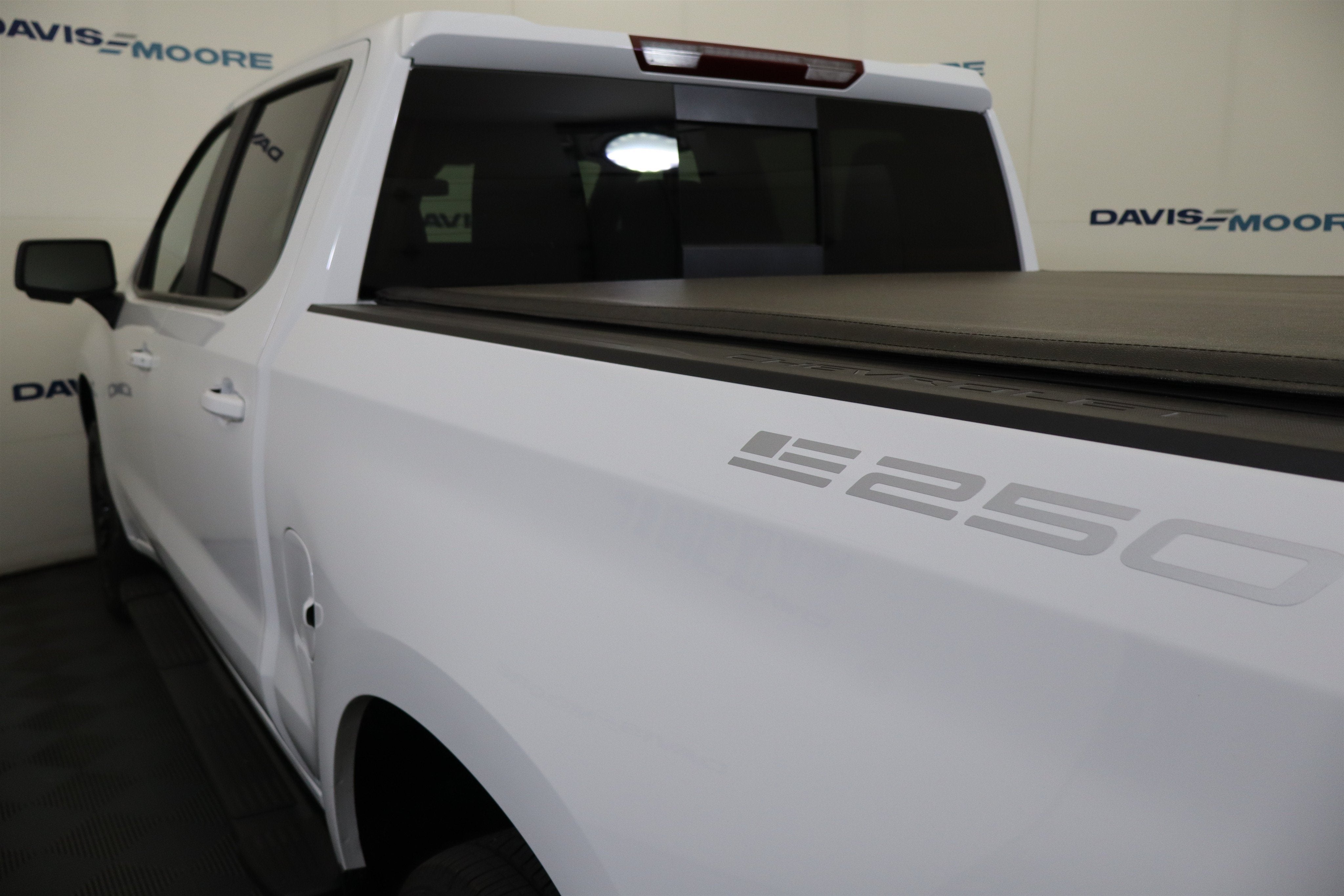 2026 Chevrolet Silverado 1500 RST Crew Cab 4WD
