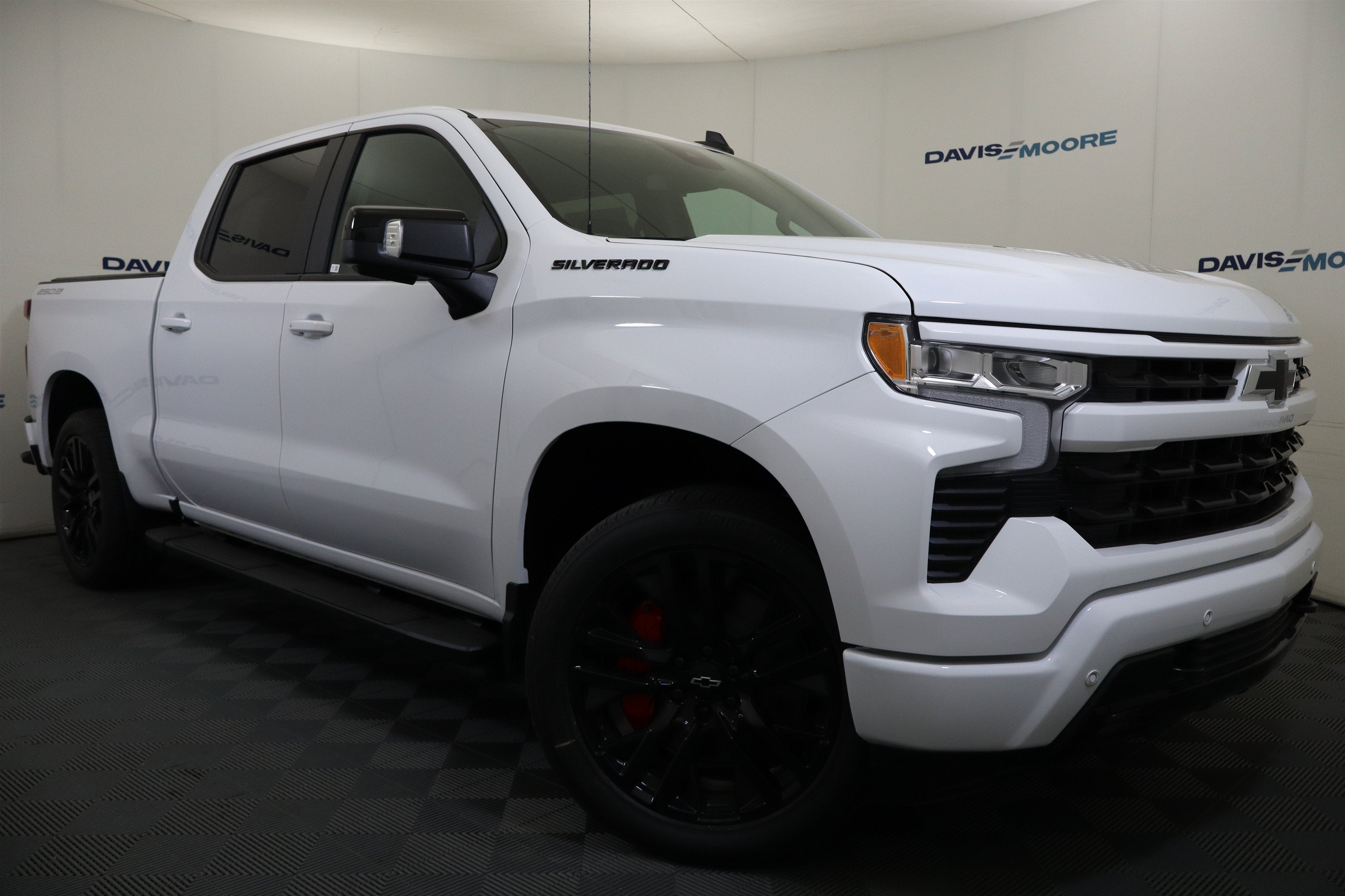 2026 Chevrolet Silverado 1500 RST Crew Cab 4WD