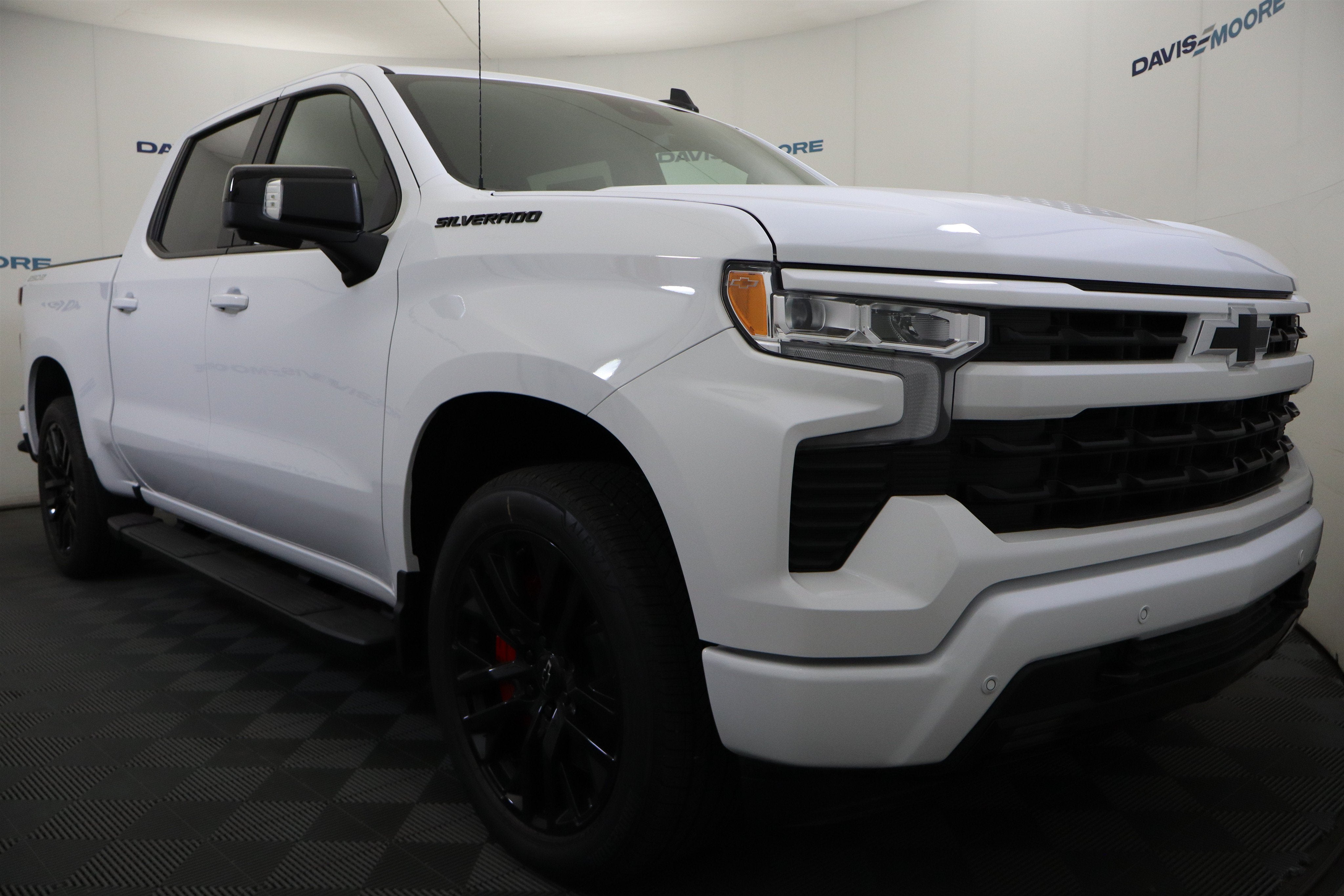 2026 Chevrolet Silverado 1500 RST Crew Cab 4WD